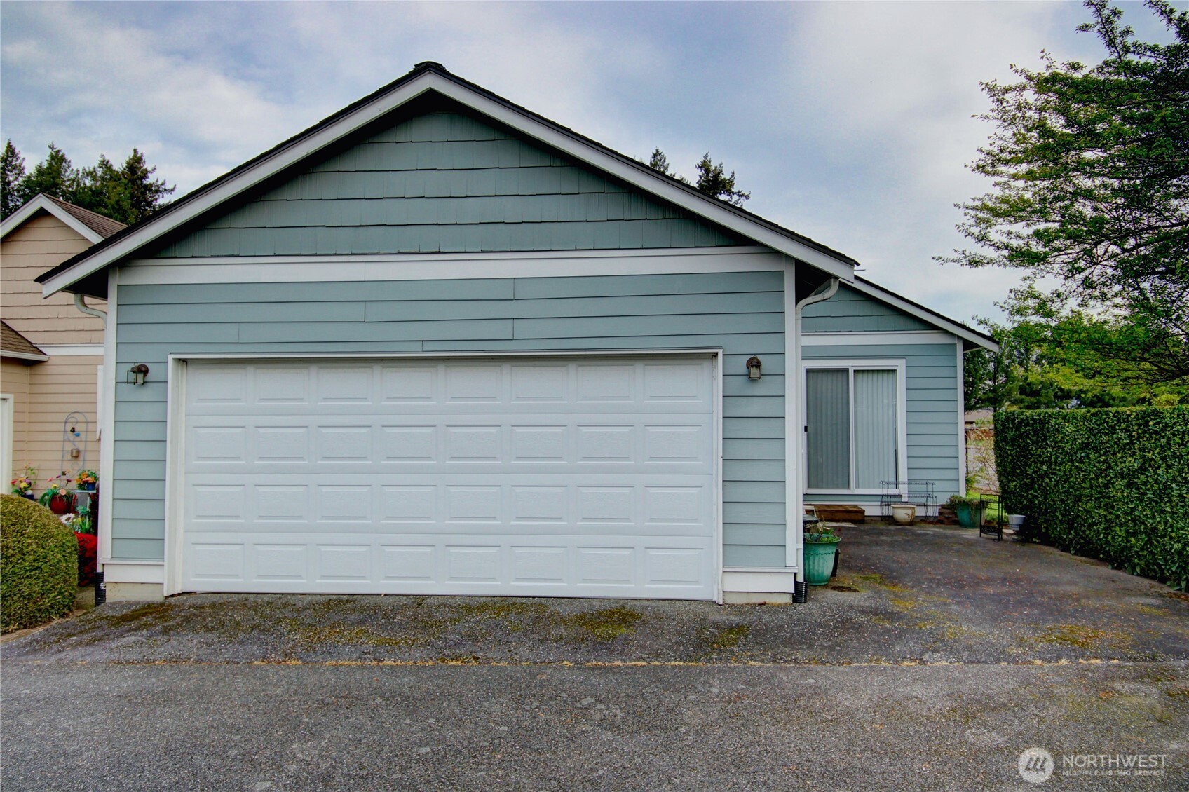 1058 Sinclair Way 1058 Property Photo 6