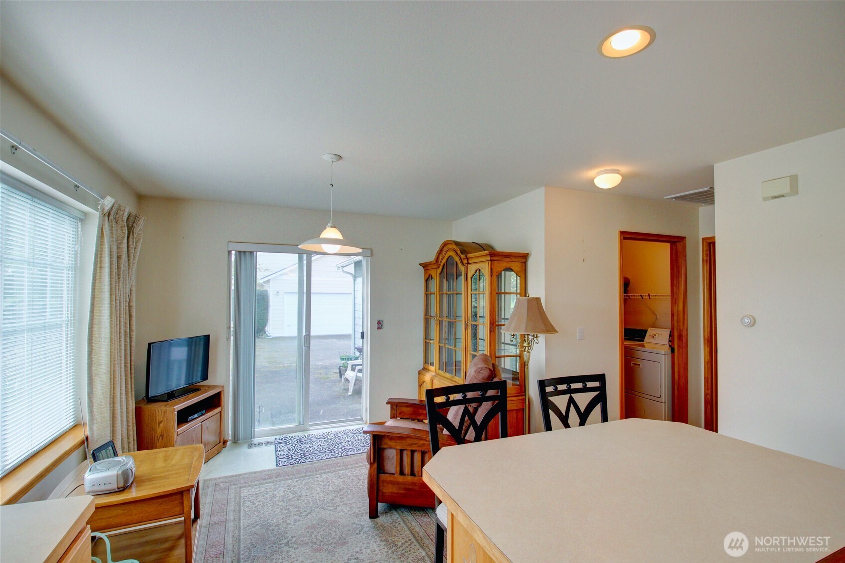 1058 Sinclair Way 1058 Property Photo 14