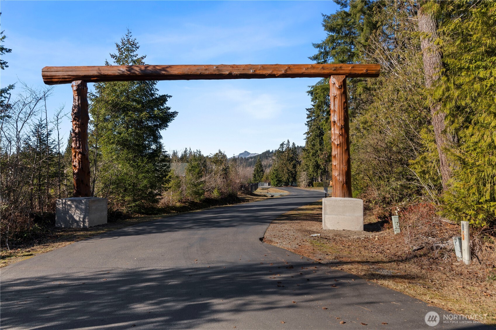 43618 Scenic River Court Property Photo 2