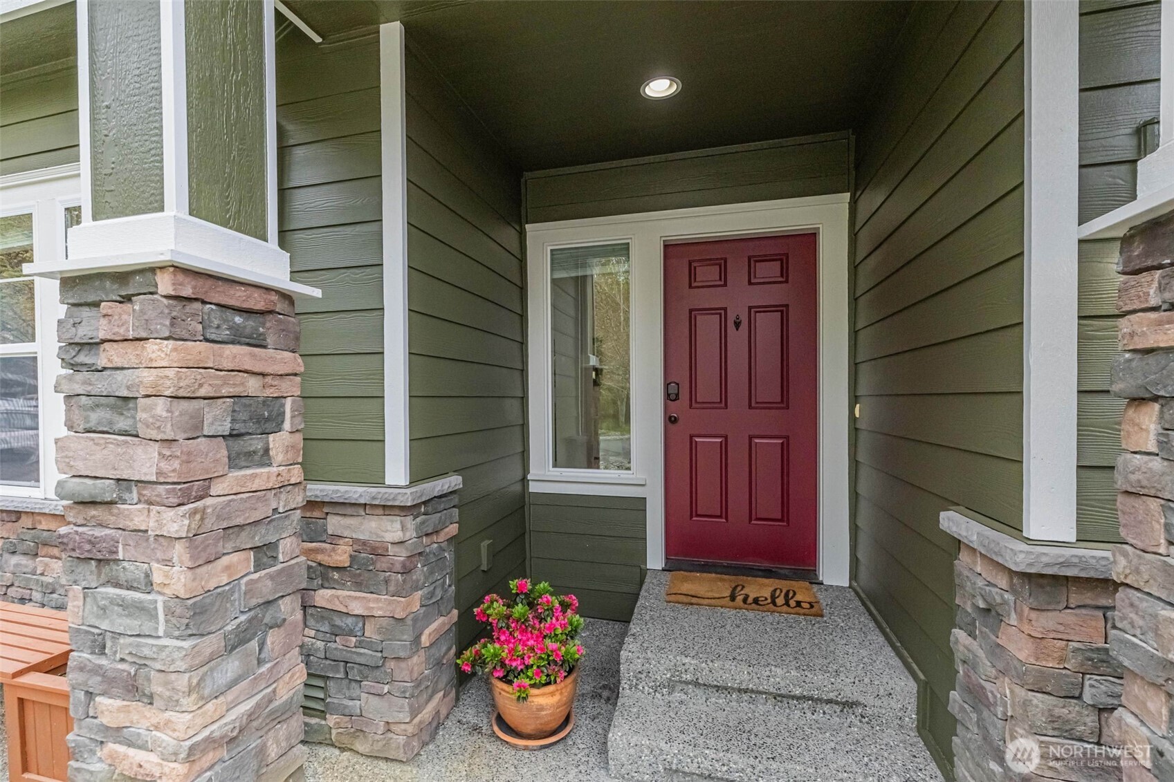 12430 5th Place Property Photo 3