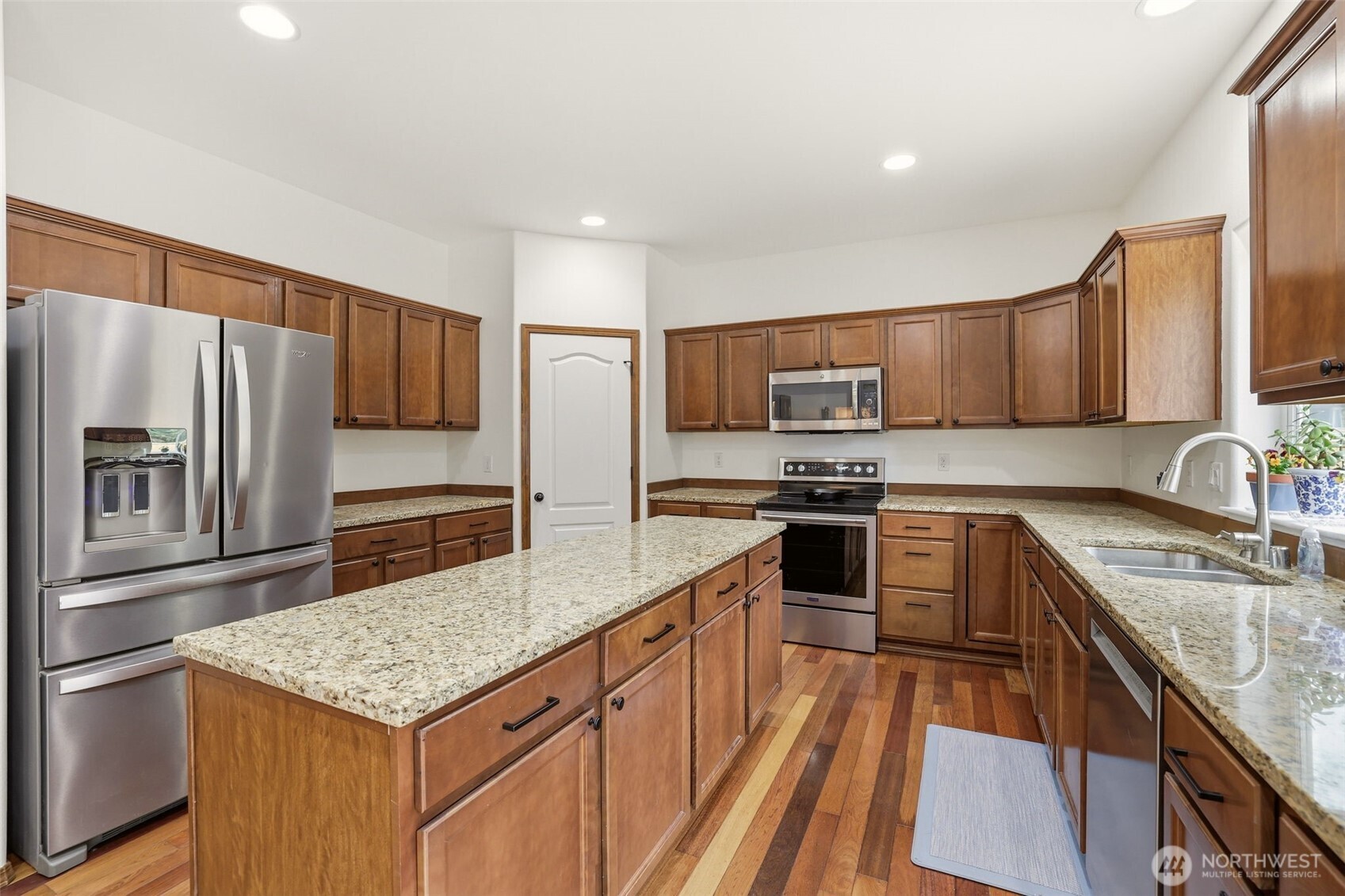 12430 5th Place Property Photo 8