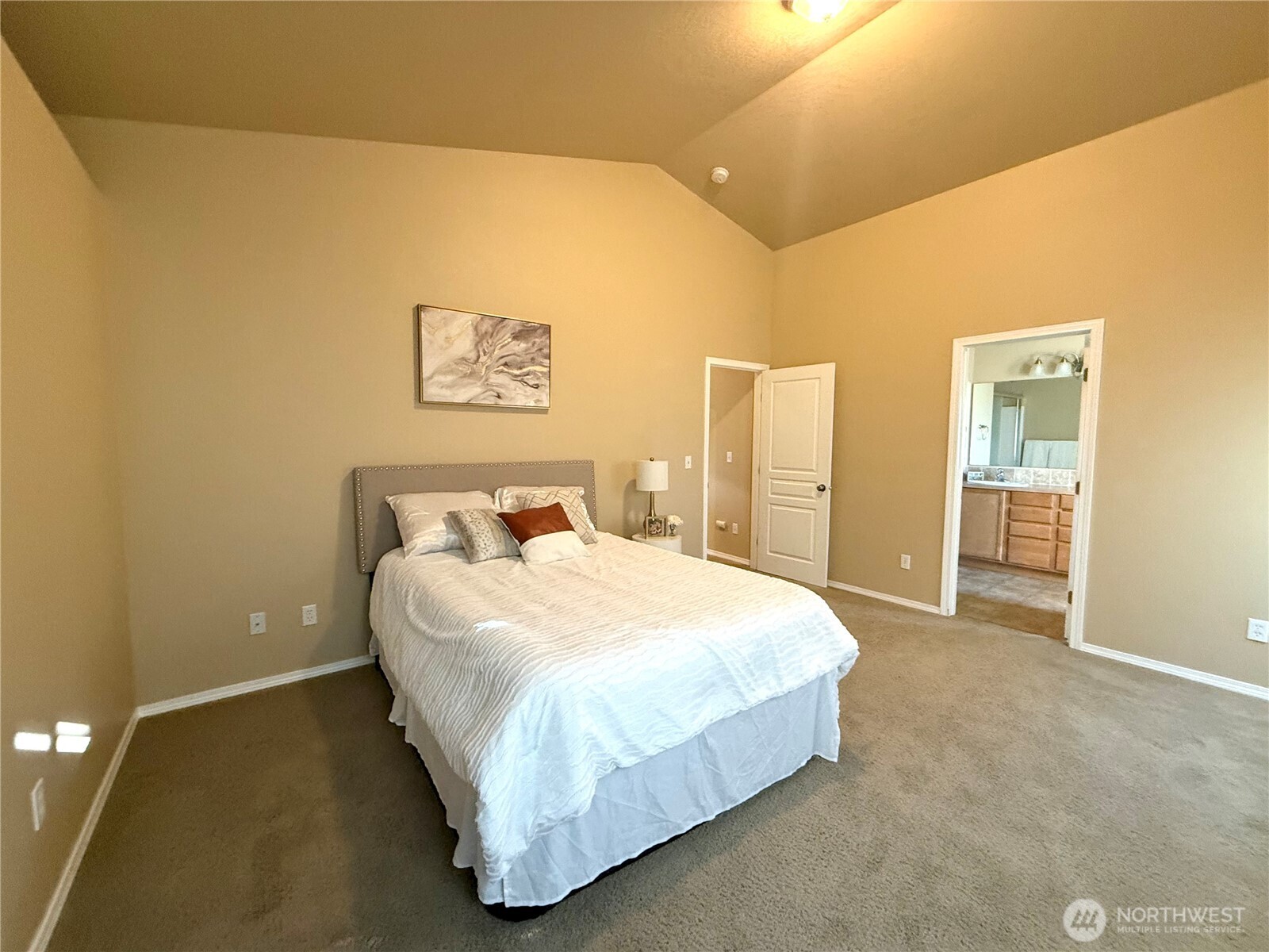 919 Highland Road Property Photo 15