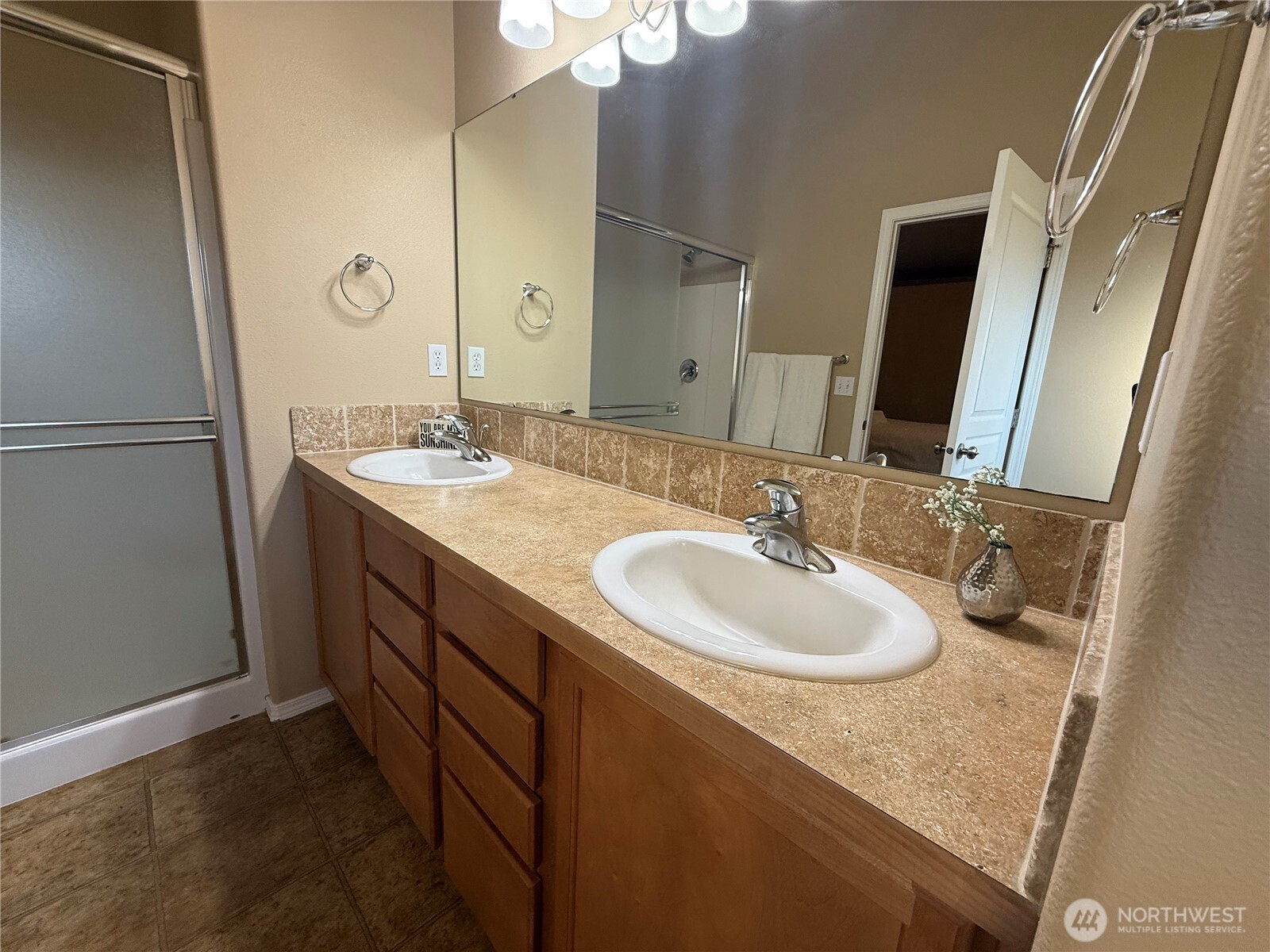 919 Highland Road Property Photo 19