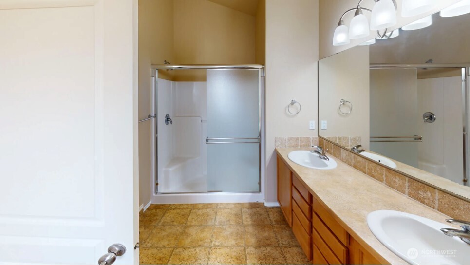 919 Highland Road Property Photo 22