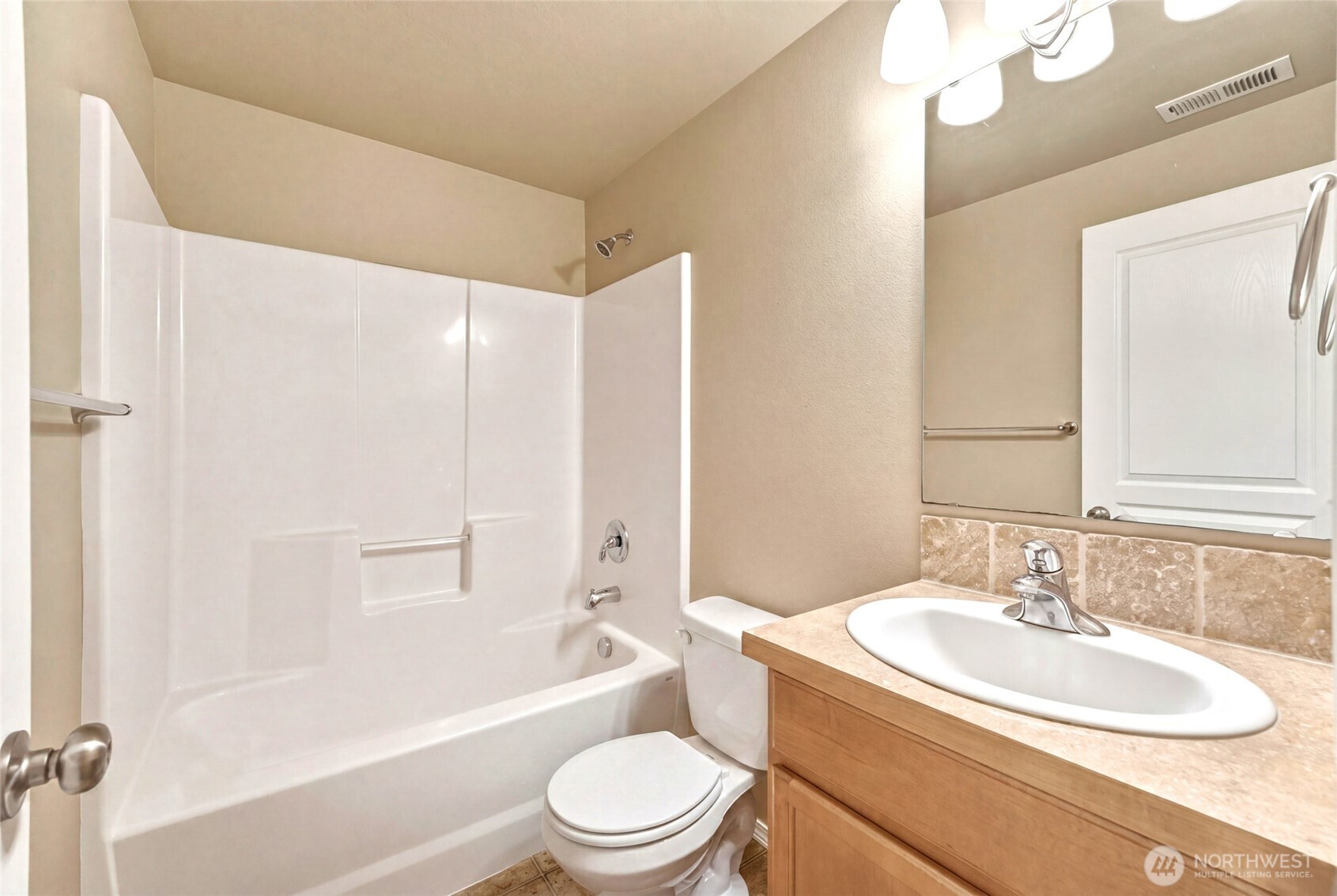 919 Highland Road Property Photo 26