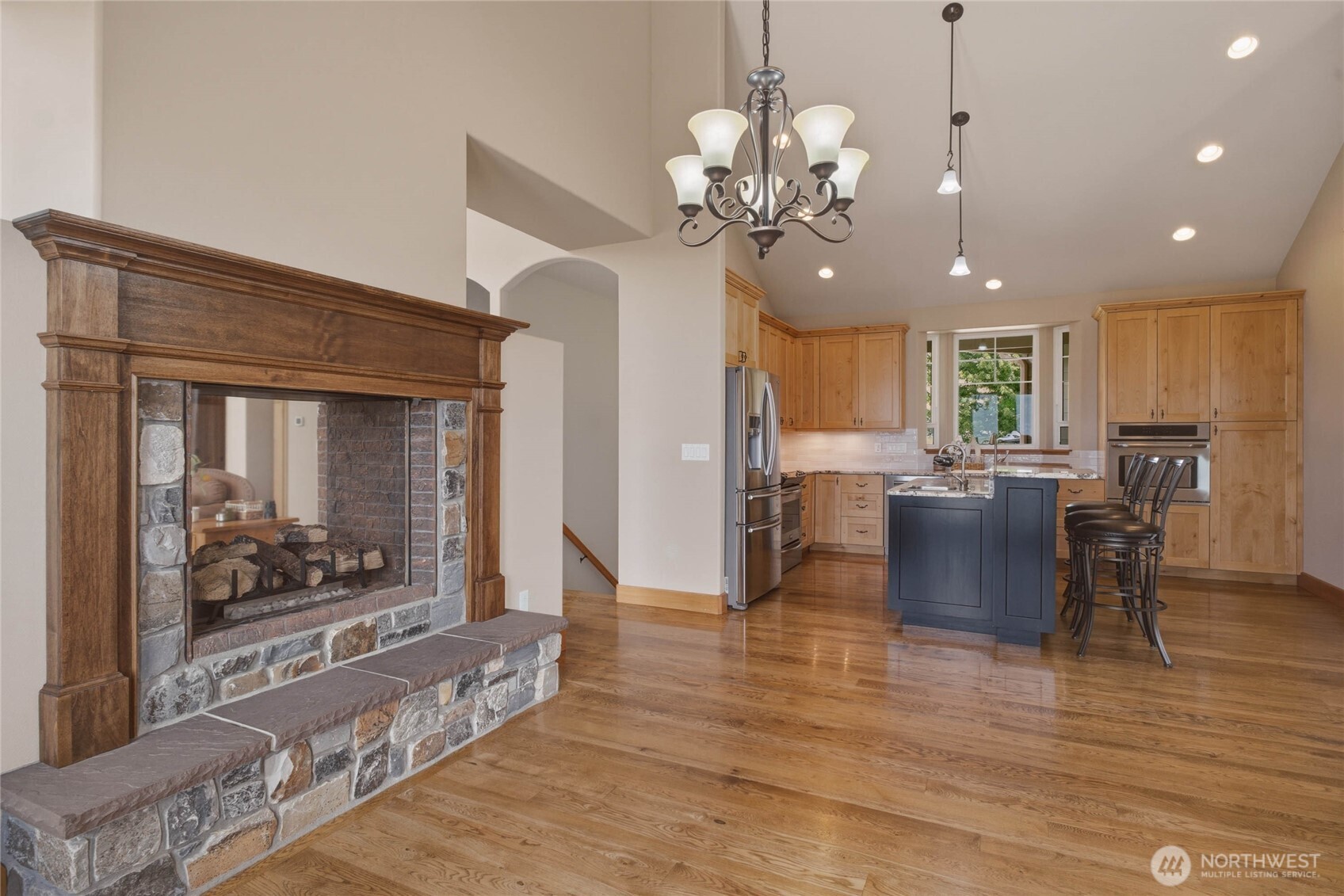 357 Lakayuse Road Property Photo 6