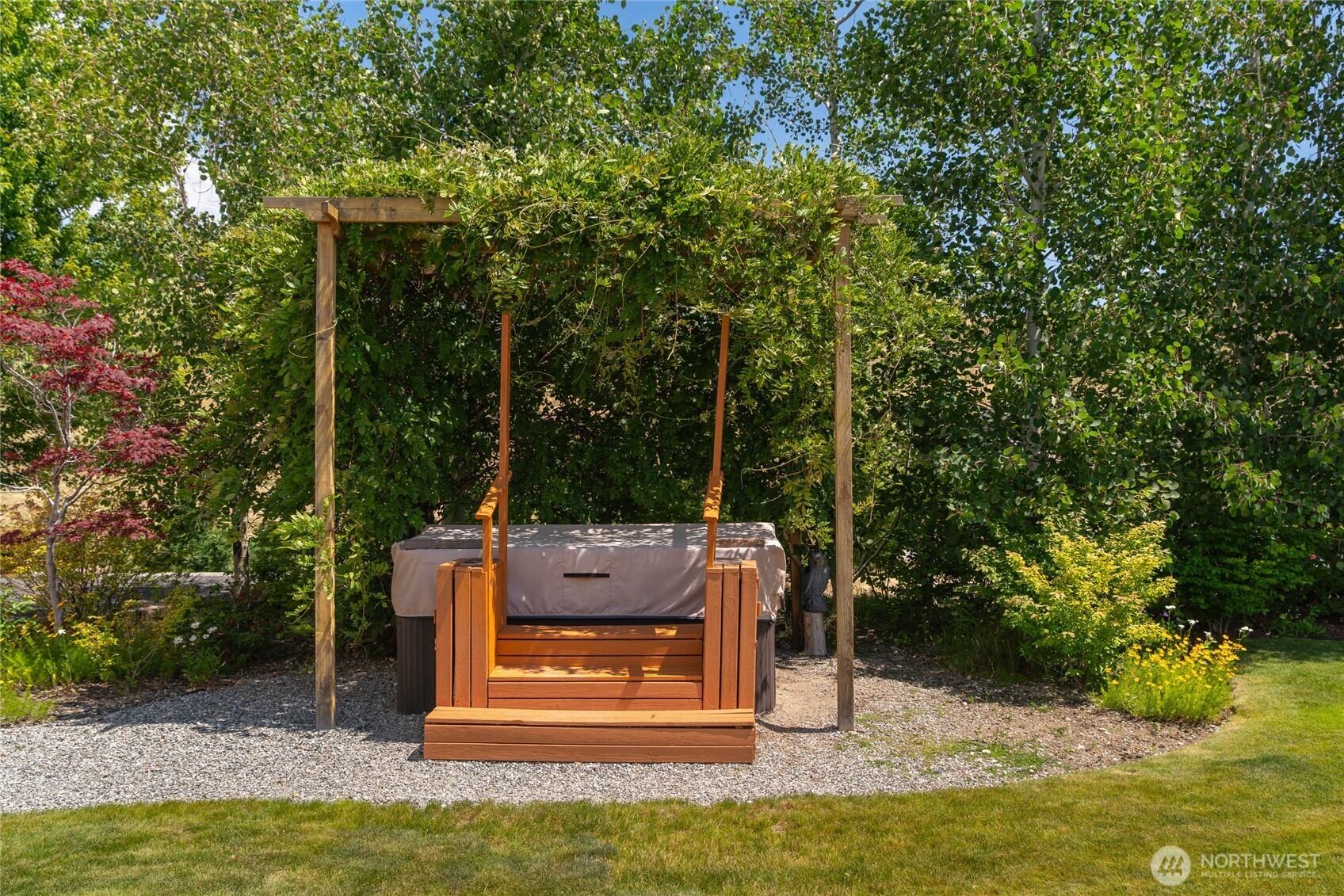 357 Lakayuse Road Property Photo 16
