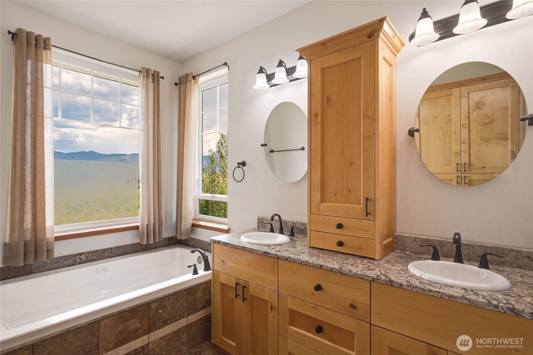 357 Lakayuse Road Property Photo 20