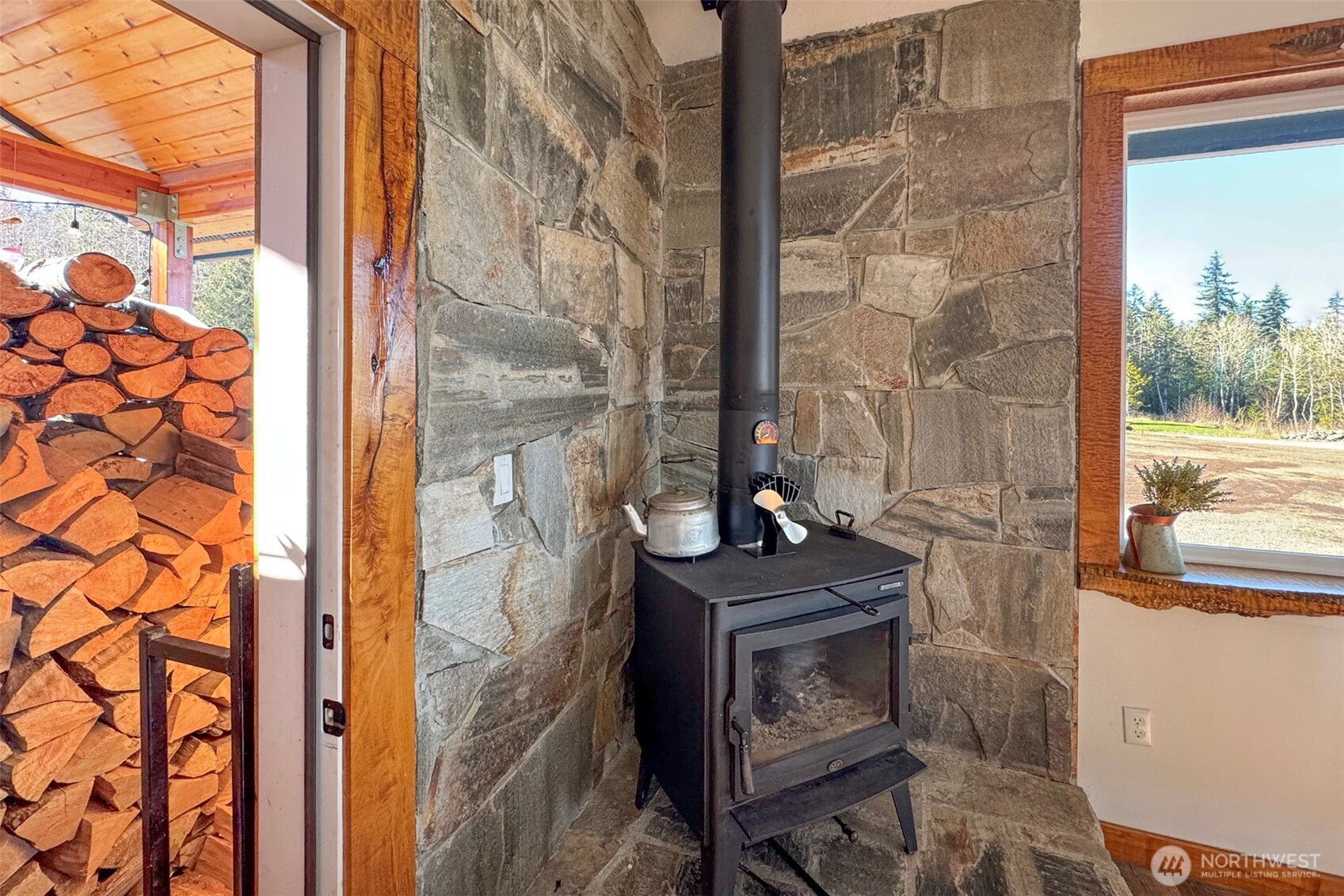 242 Watershed Road Property Photo 7