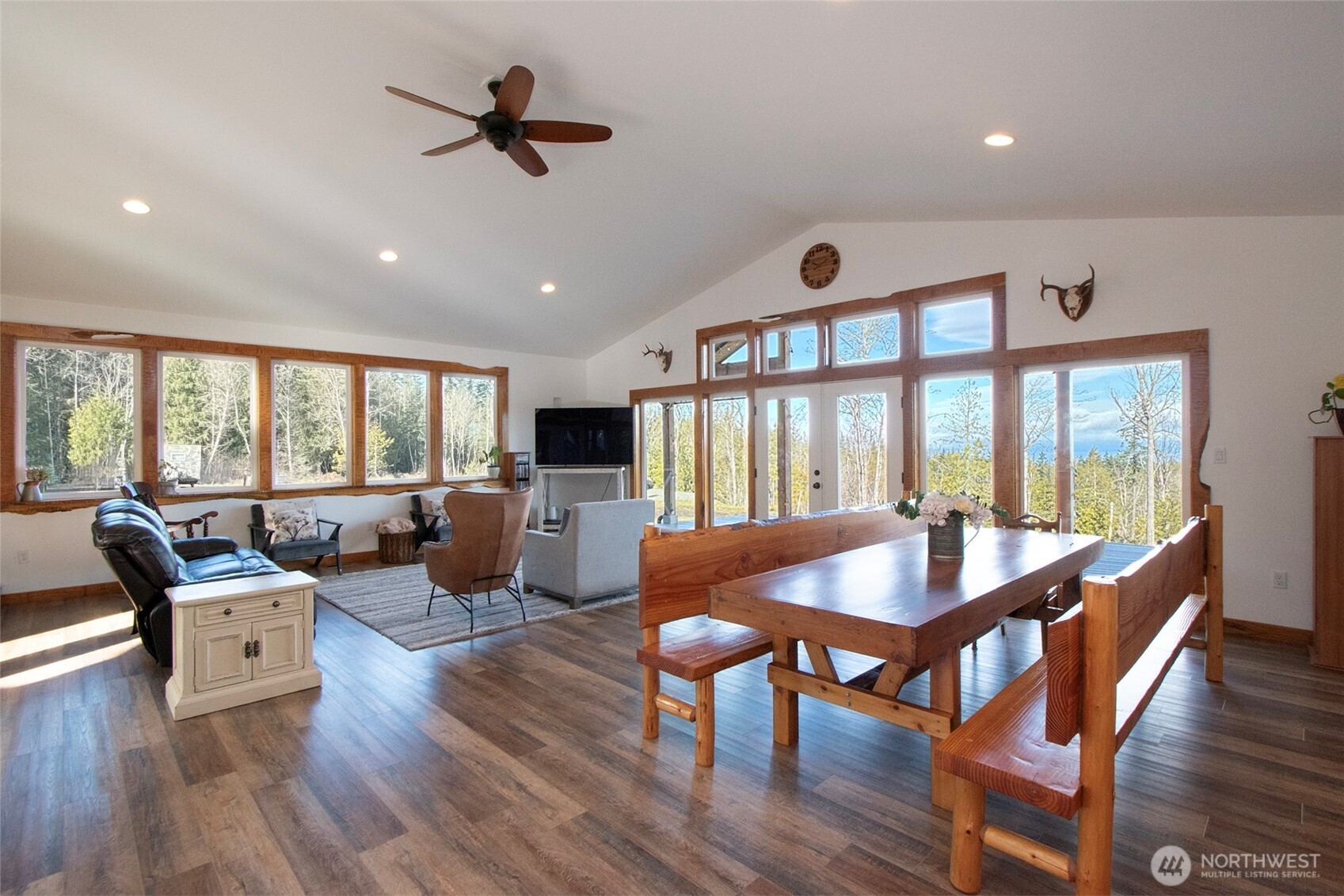 242 Watershed Road Property Photo 8