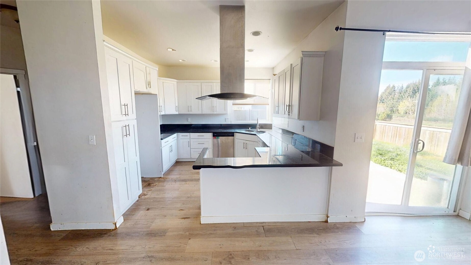 706 Miller Street Property Photo 4