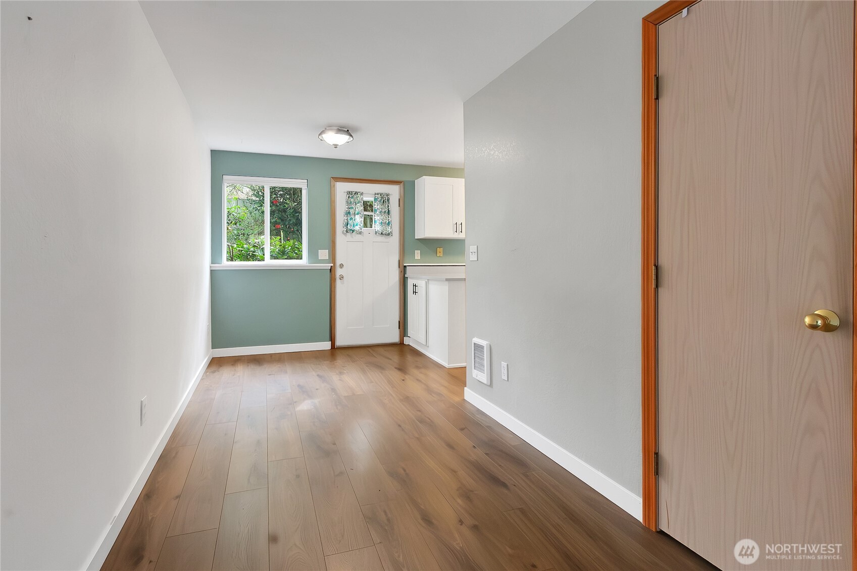 5721 99th Street Ct Property Photo 5