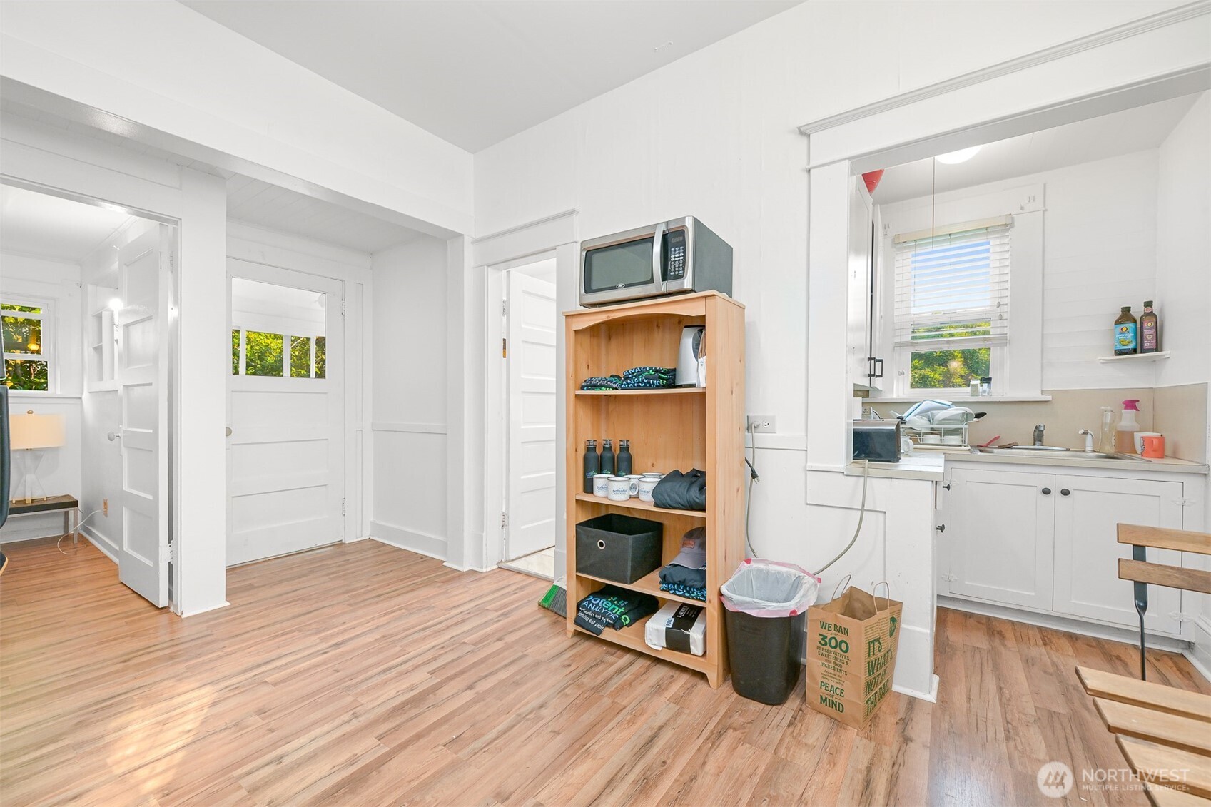 1302 Larrabee Avenue Property Photo 15