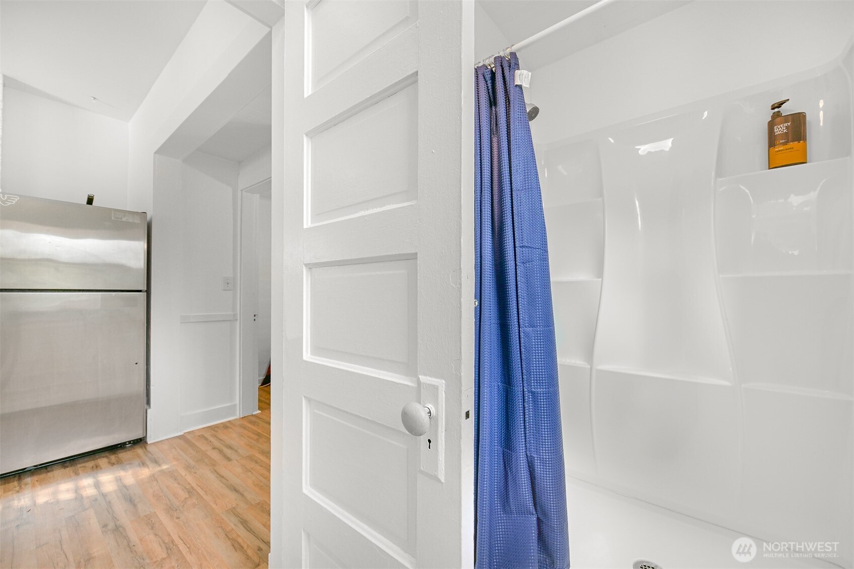 1302 Larrabee Avenue Property Photo 20