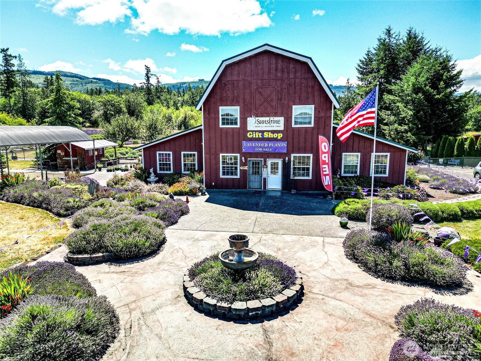 274154 Highway 101 Property Photo 6