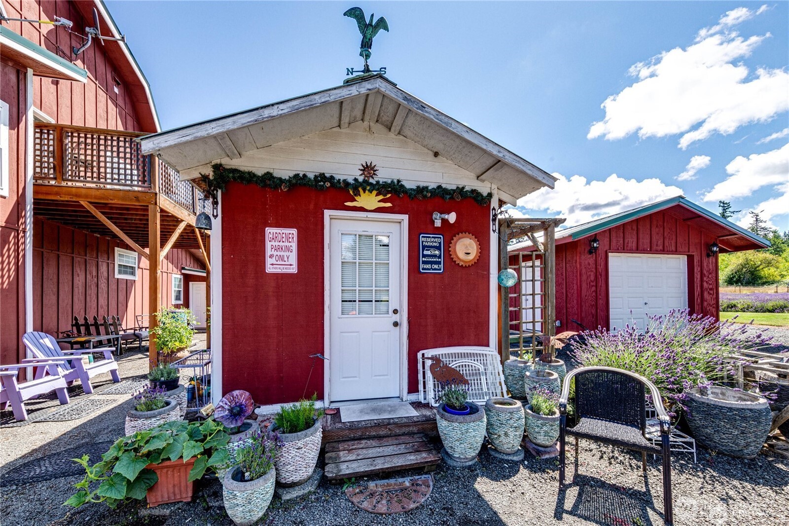 274154 Highway 101 Property Photo 13