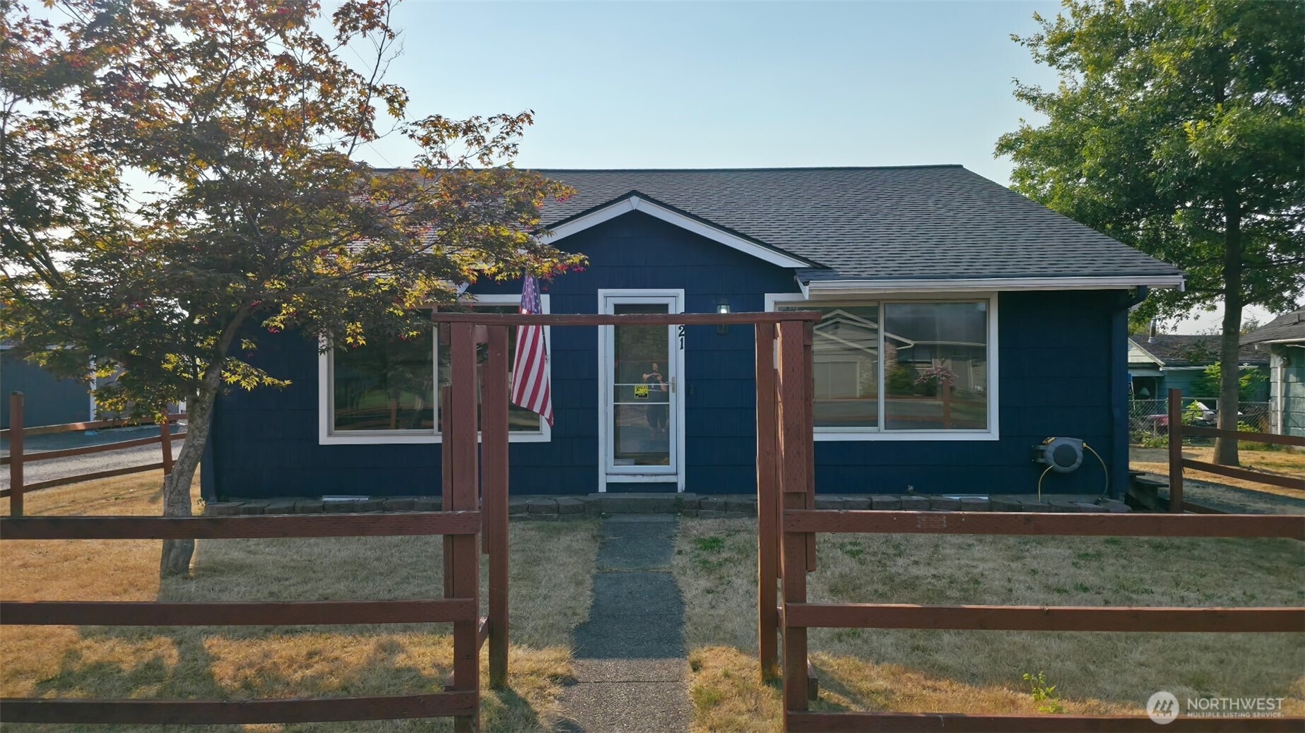 821 Marsh Avenue Property Photo 3