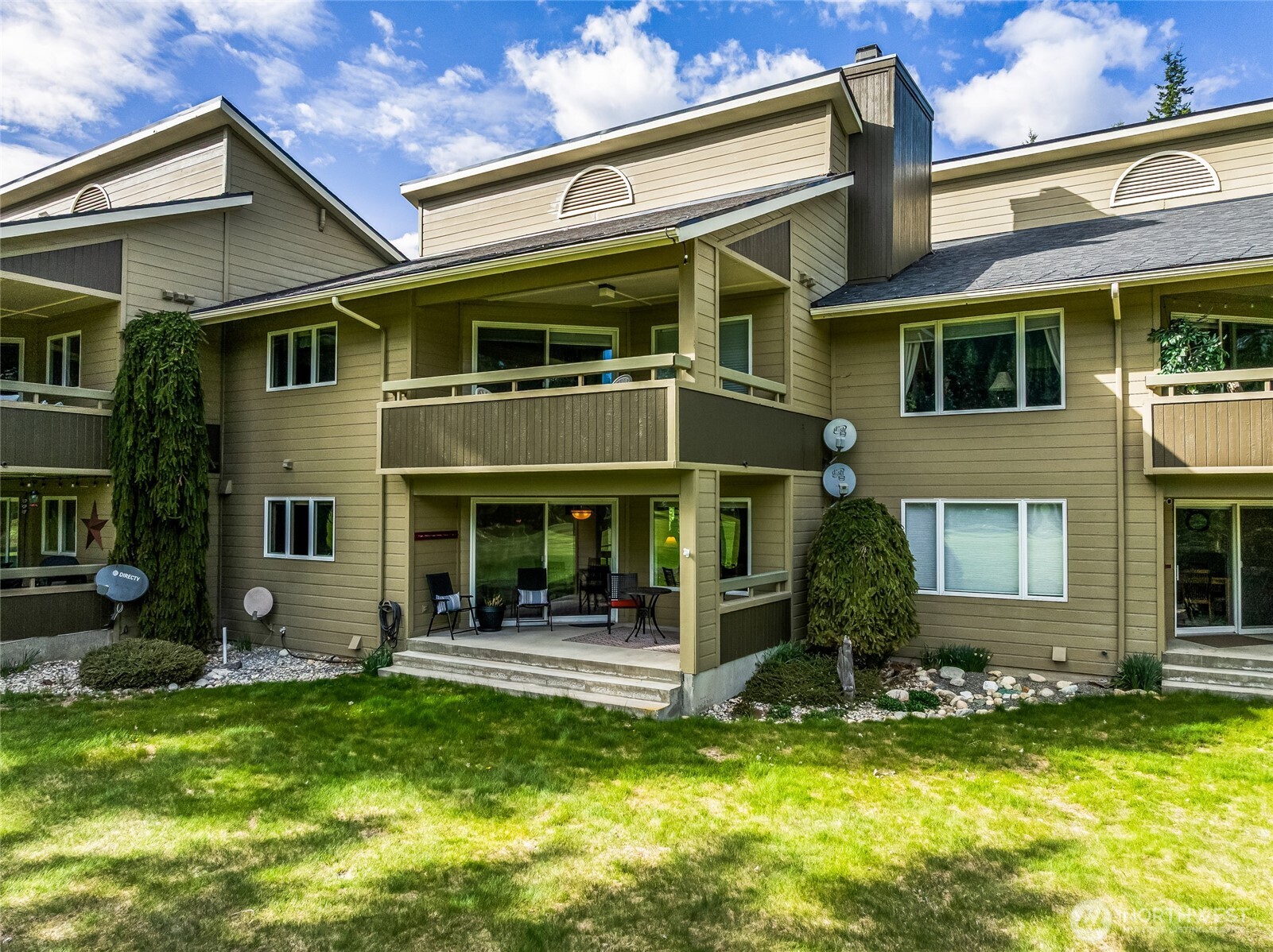 20795 Kahler Drive G2 Property Photo 1