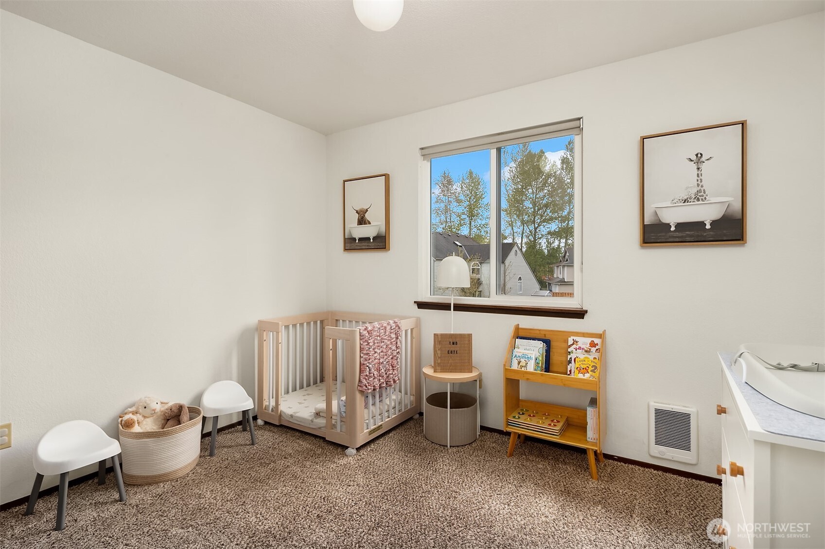 16232 2nd Place Property Photo 14