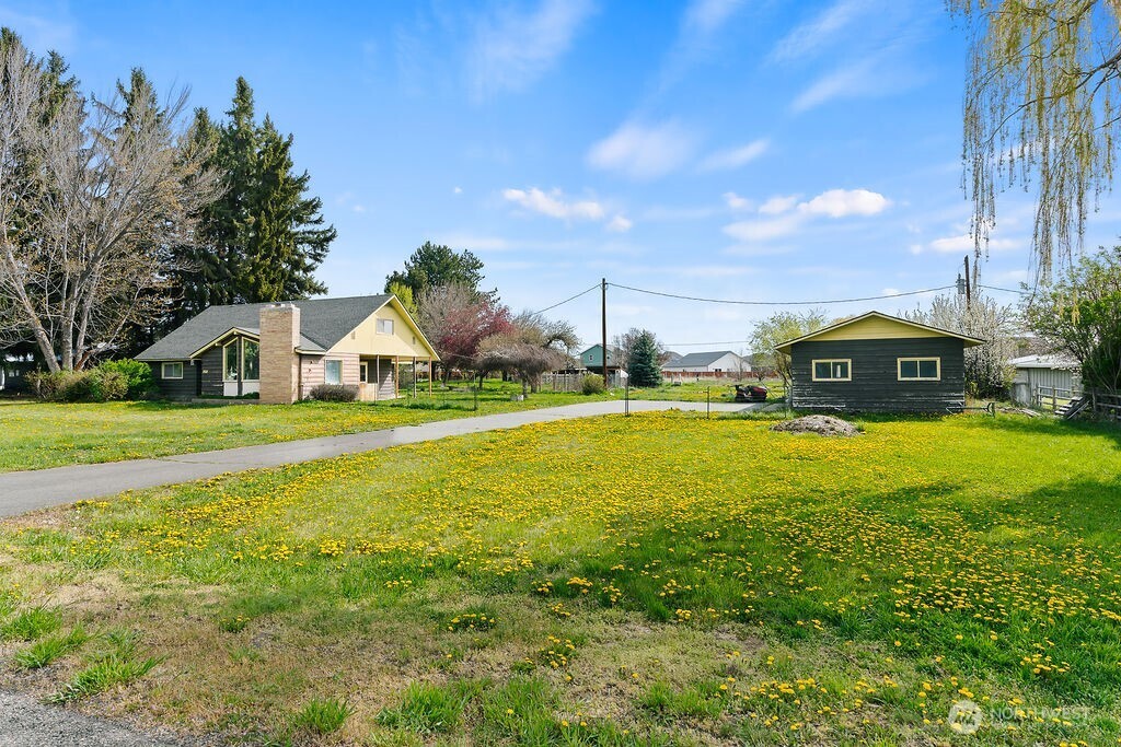 2512 Hannah Road Property Photo 3