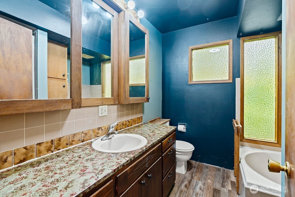 2512 Hannah Road Property Photo 14