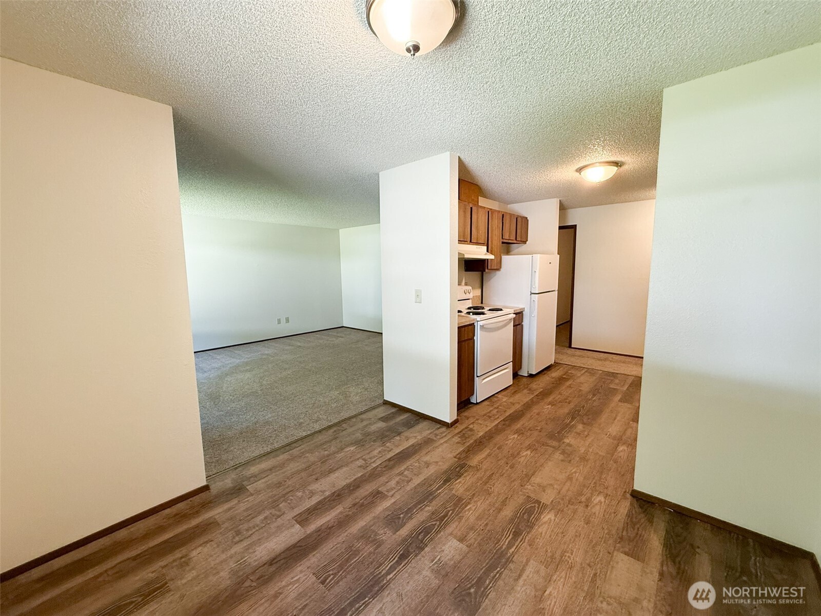 4416 Ridgewood Court A & B Property Photo 14