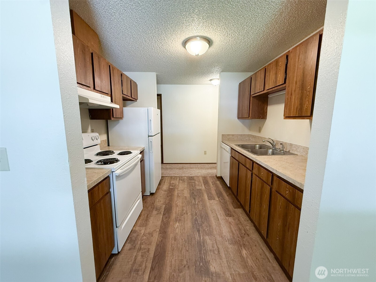 4416 Ridgewood Court A & B Property Photo 15