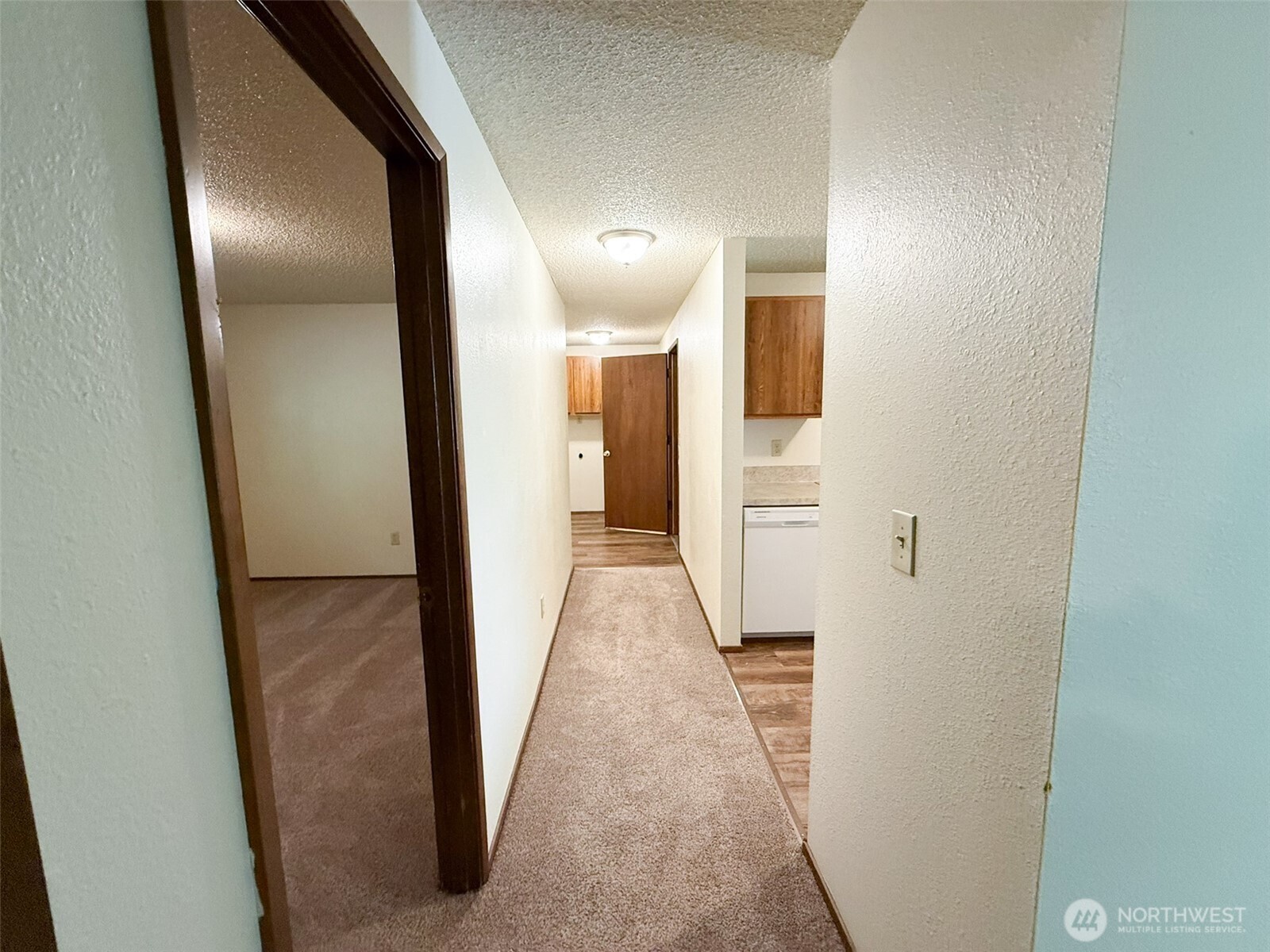 4416 Ridgewood Court A & B Property Photo 26