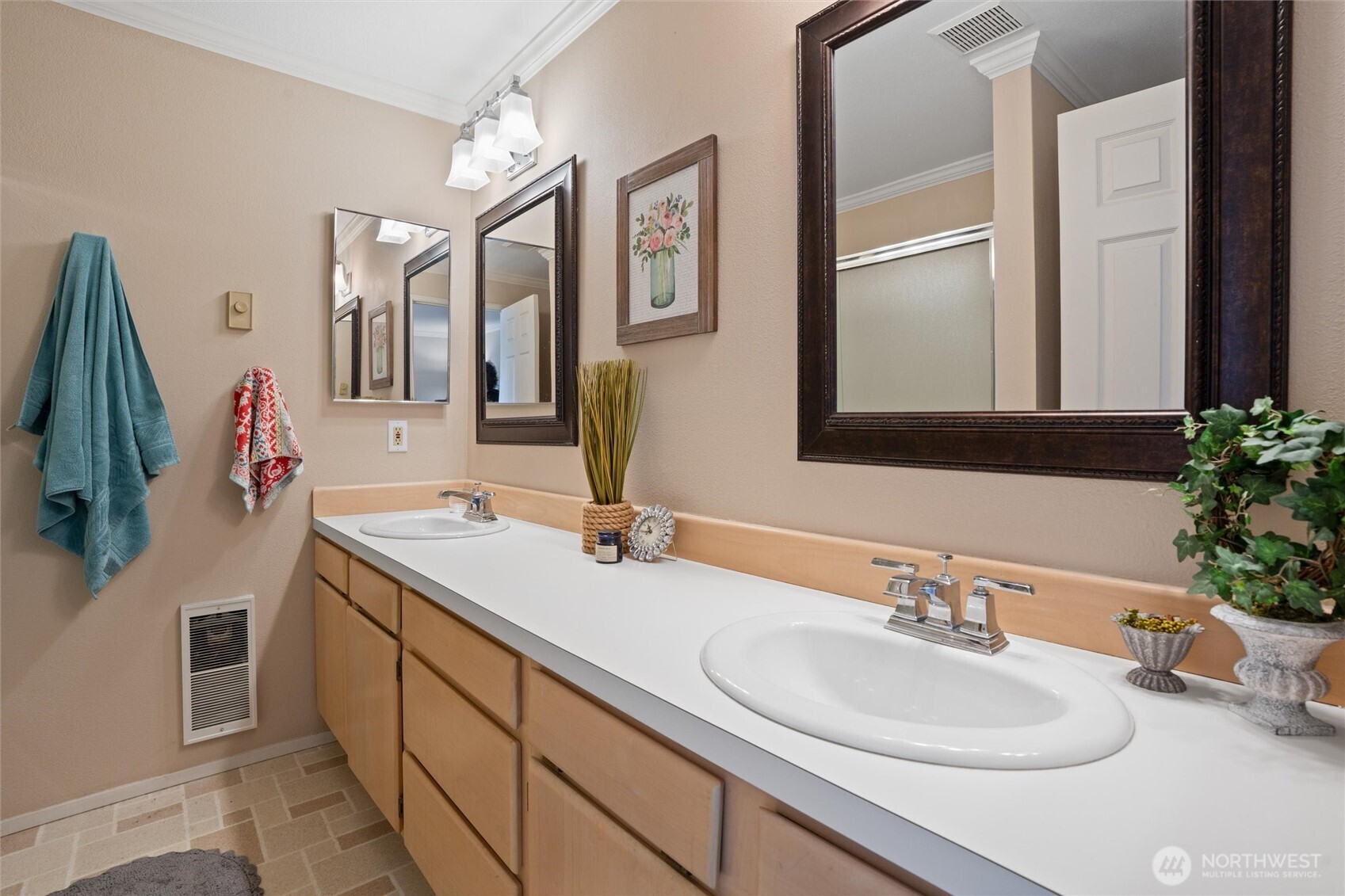 1610 Park Avenue D-3 Property Photo 16