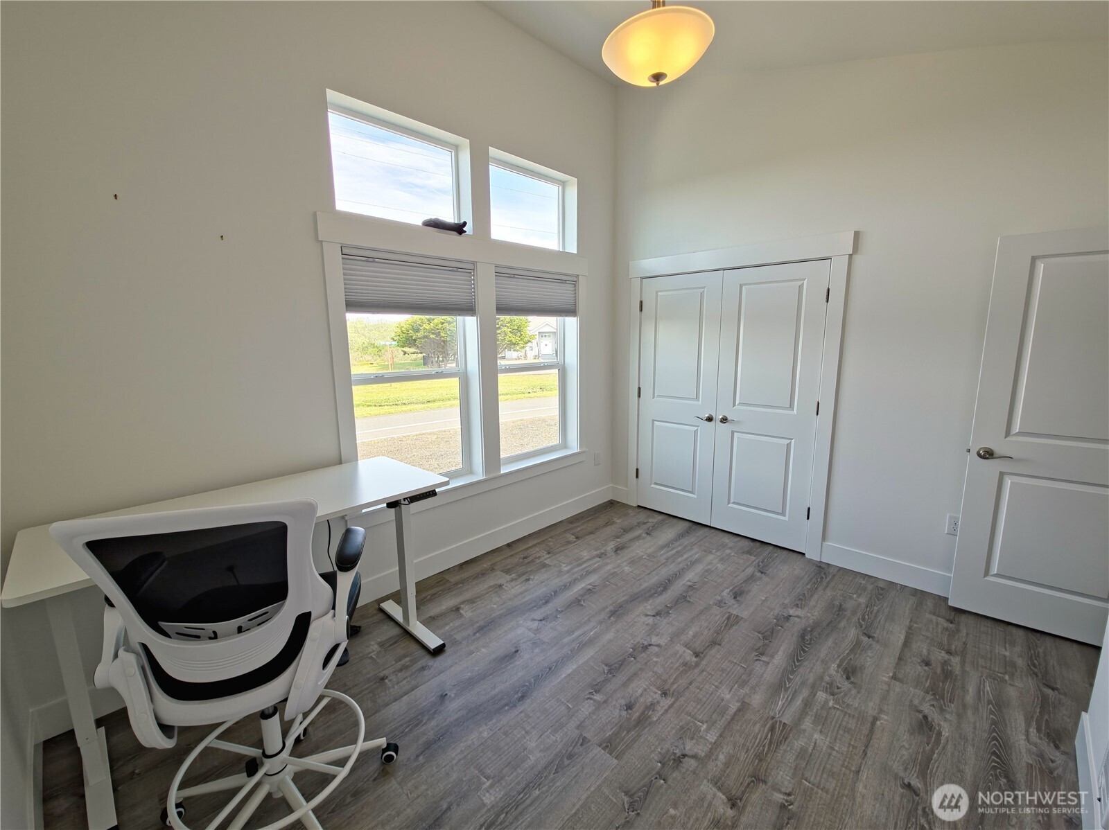 1201 E Ocean Shores Blvd Property Photo 15