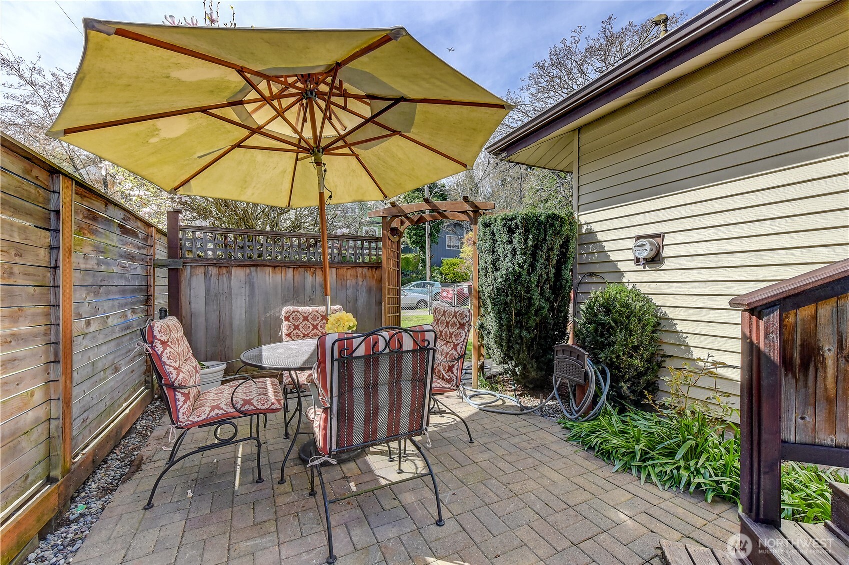 610 27th Avenue Property Photo 11