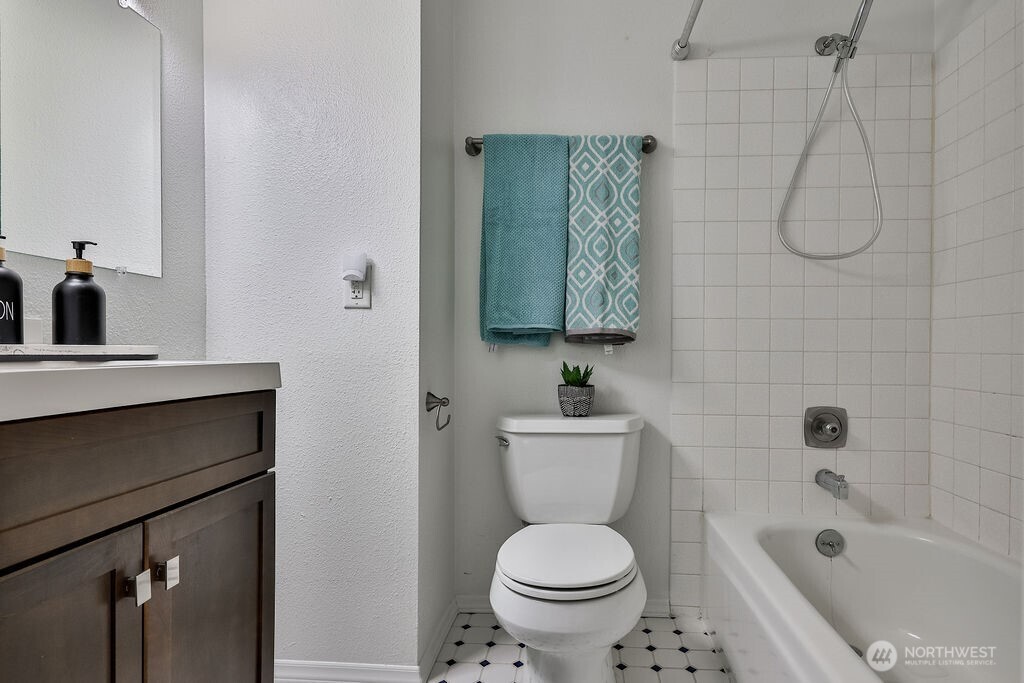 1555 Union Avenue 22 Property Photo 21