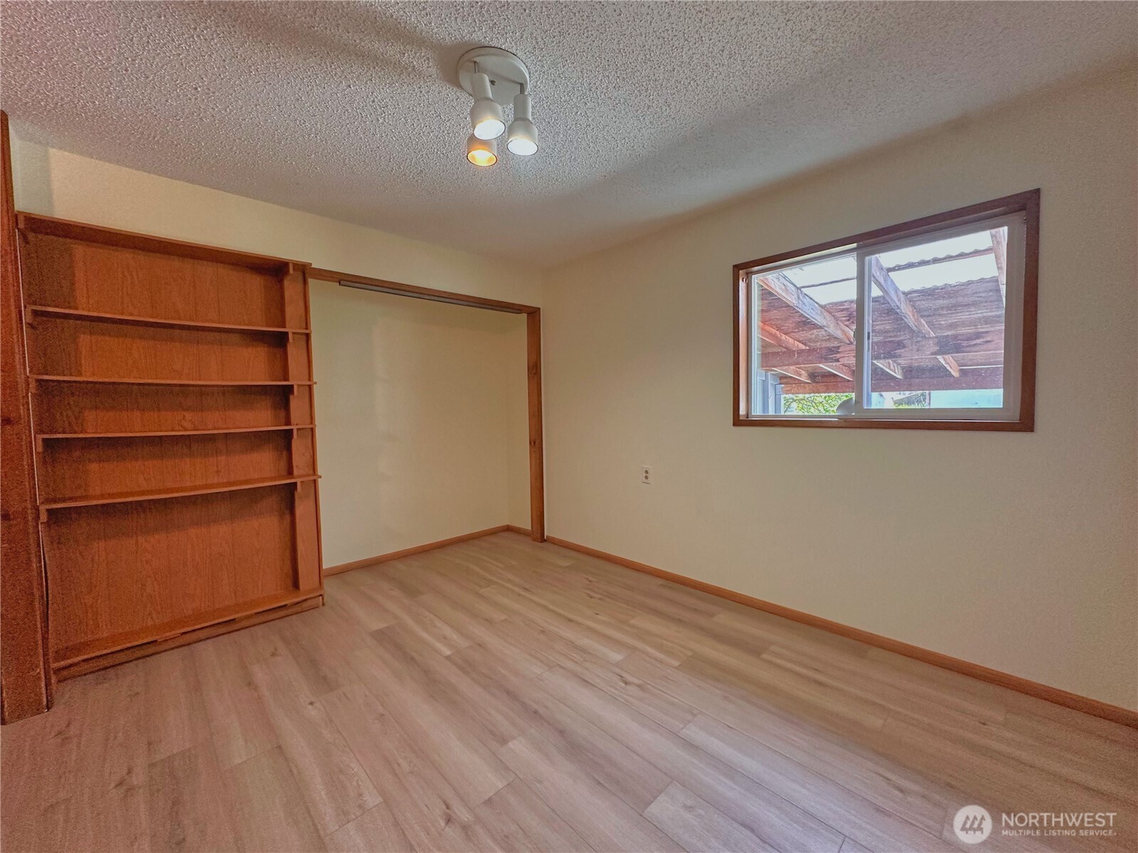 284 Monse Bridge Road Property Photo 18