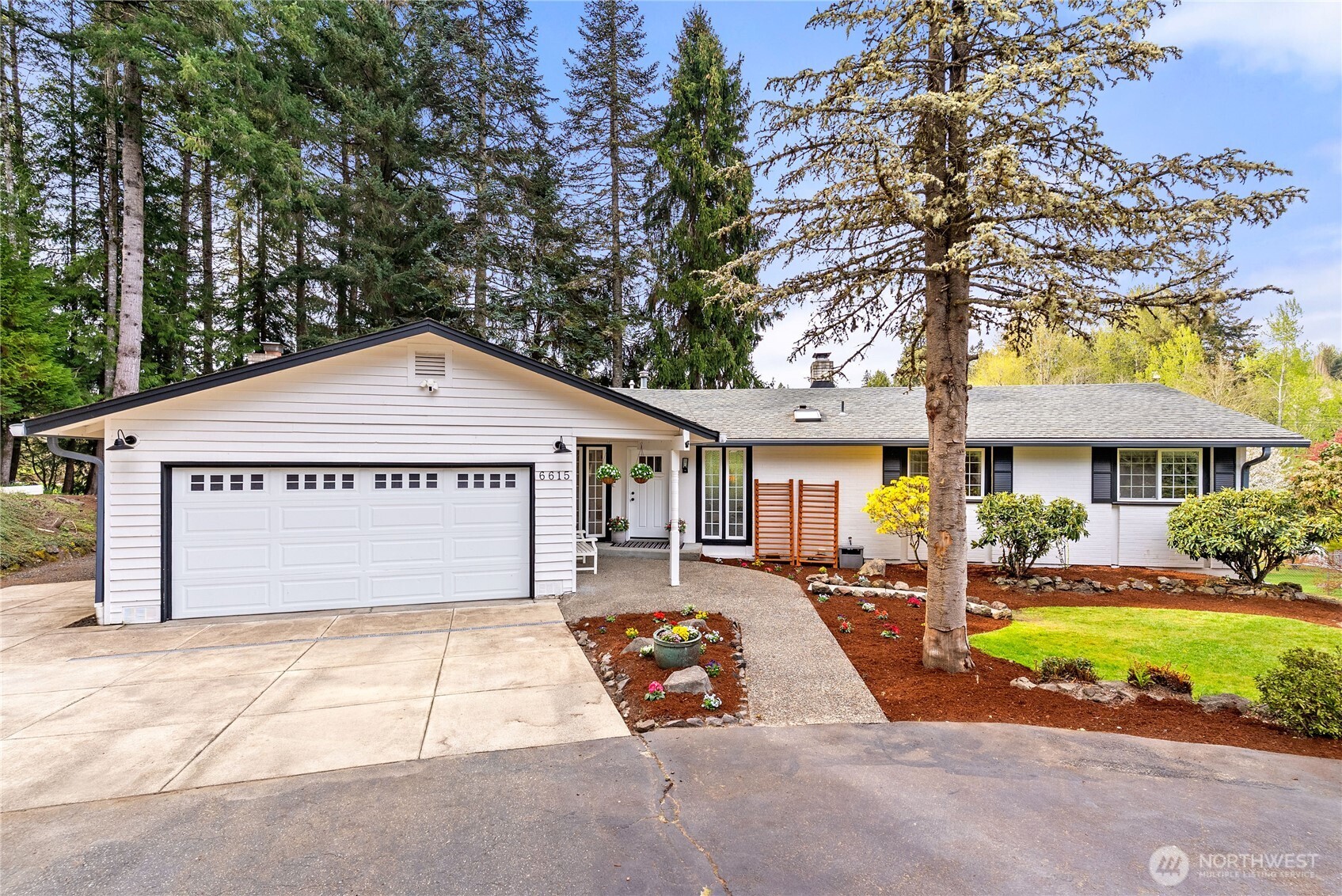 6615 Silver Springs Drive Property Photo 1