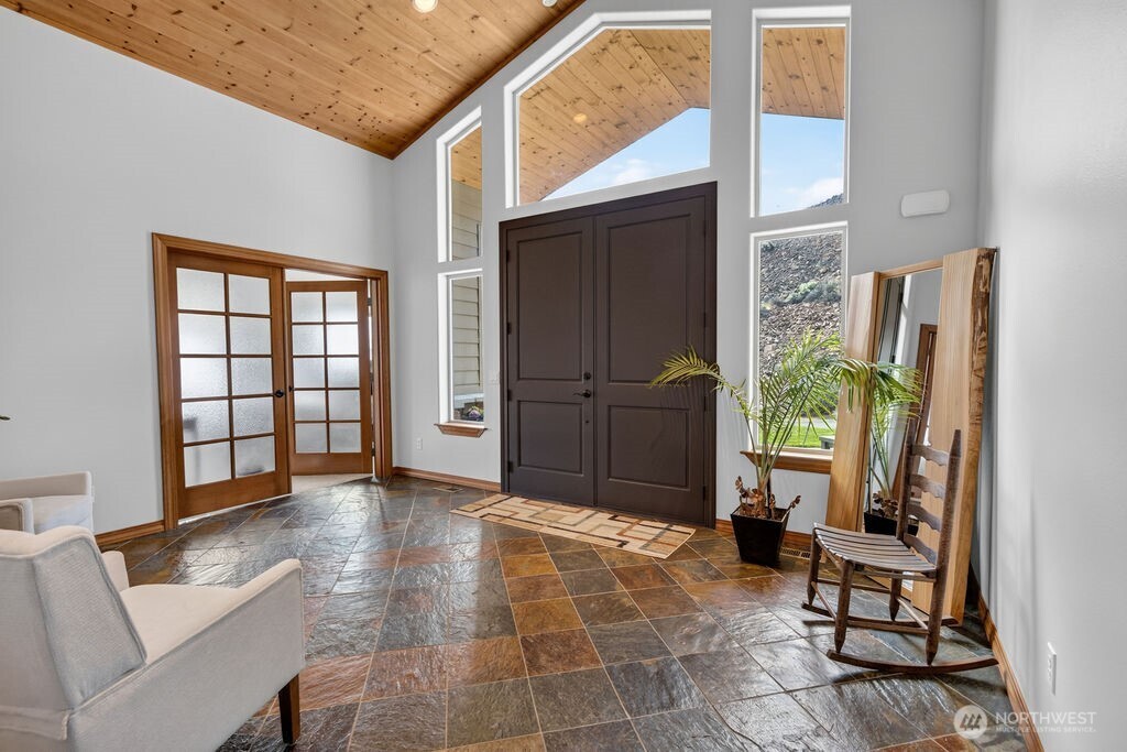6696 Batterman Road Property Photo 3