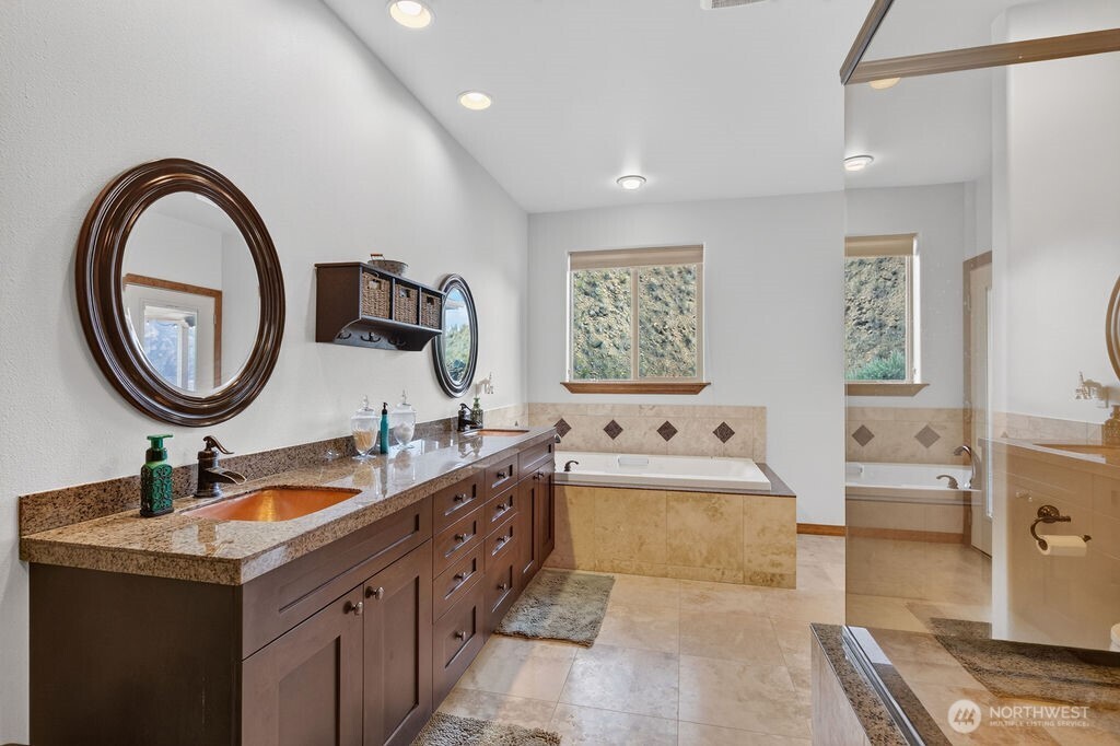 6696 Batterman Road Property Photo 16