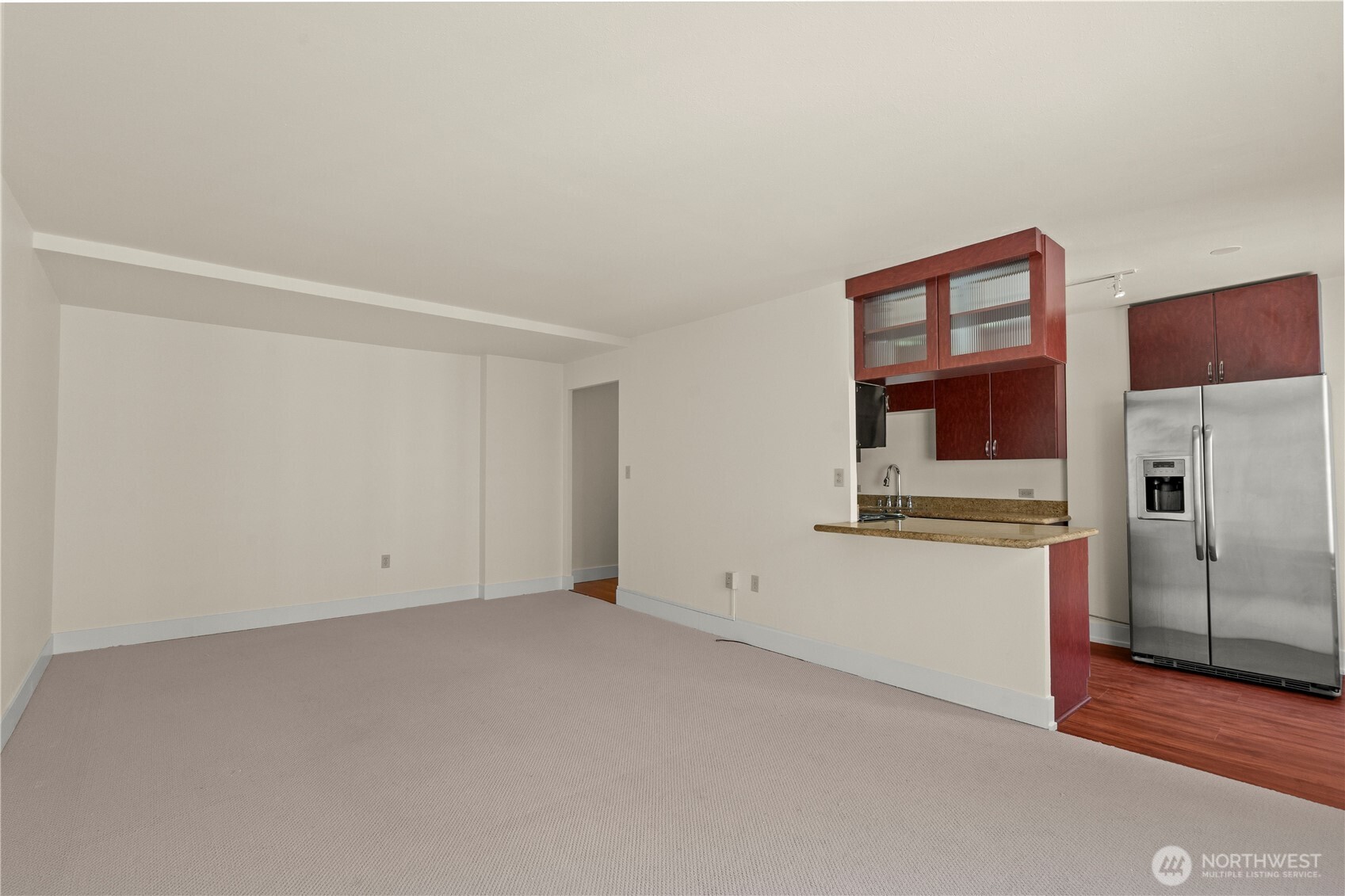 1105 Spring Street 712 Property Photo 8