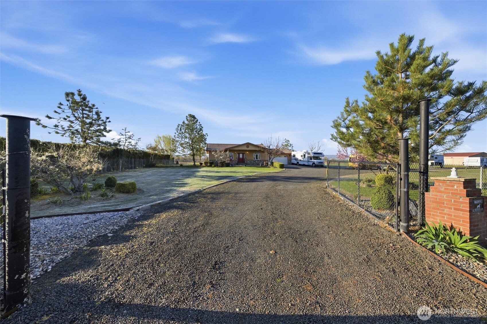 237 Reeds Road Property Photo 1