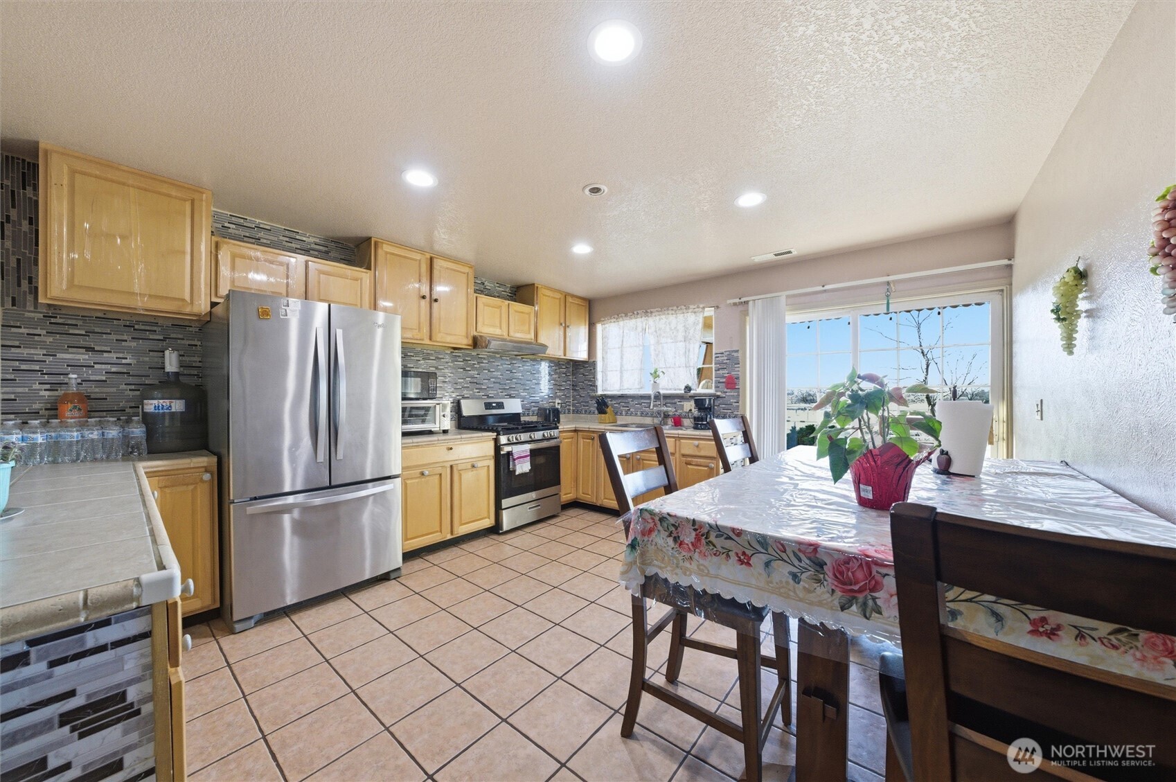 237 Reeds Road Property Photo 14