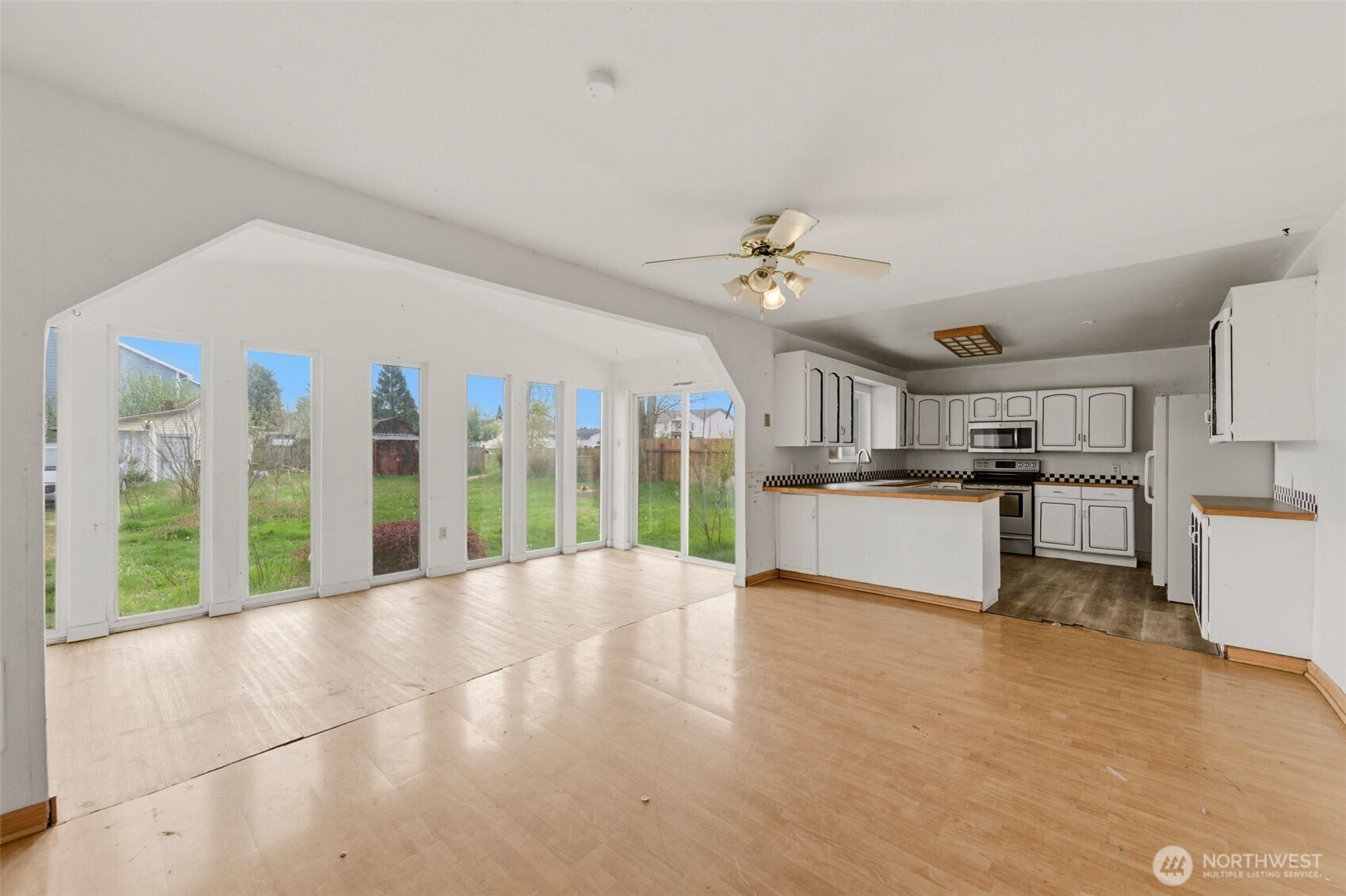 14751 89th Avenue Property Photo 2
