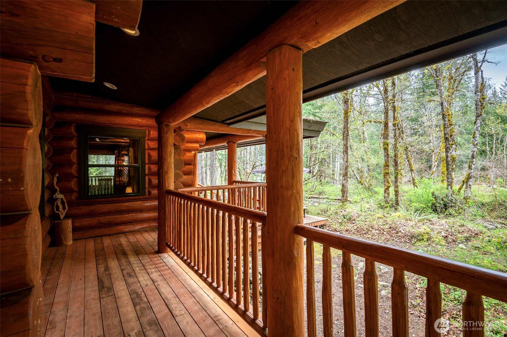 107 Goat Rocks Drive Property Photo 8