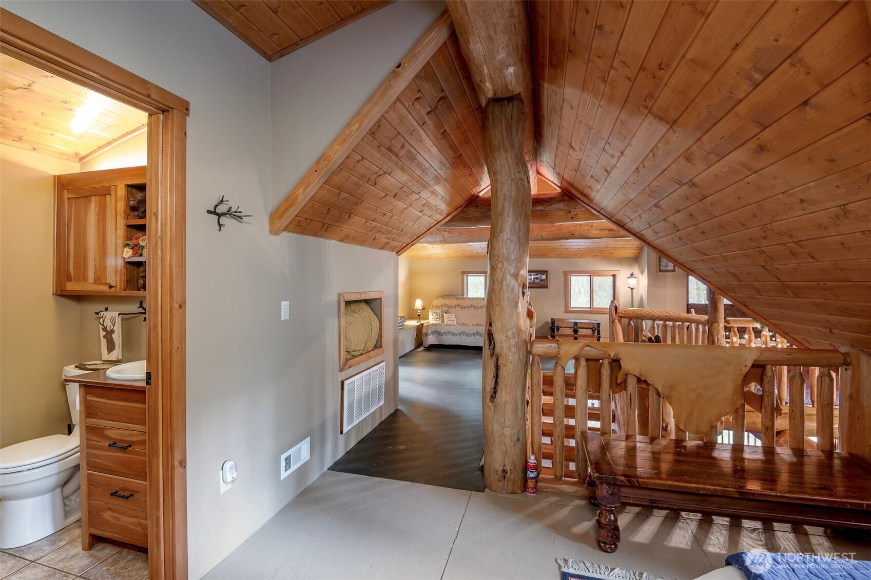 107 Goat Rocks Drive Property Photo 34