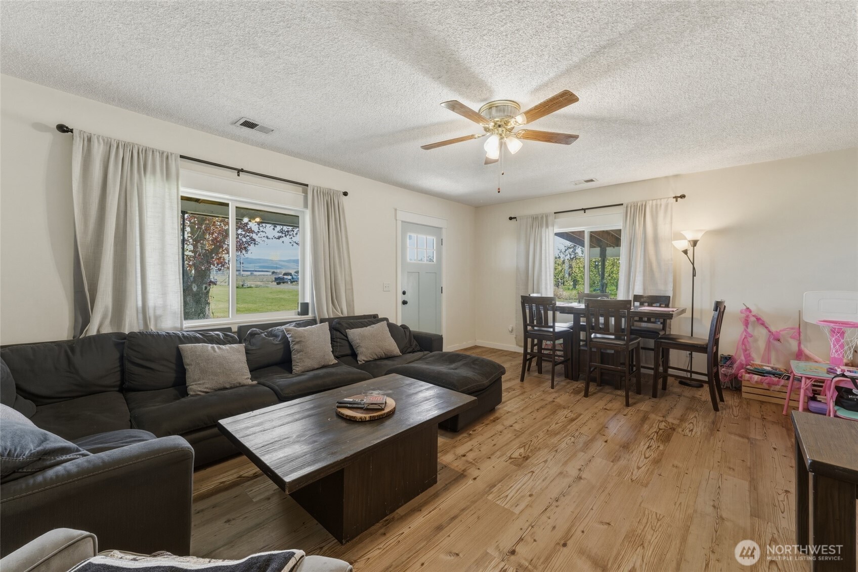 84240 Weis Road Property Photo 7