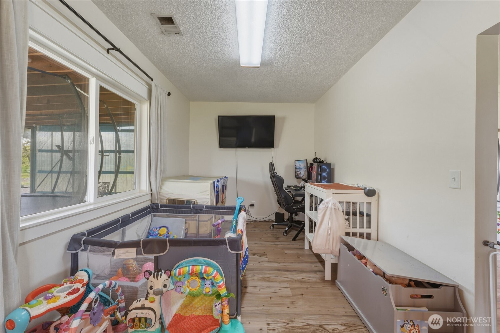 84240 Weis Road Property Photo 8