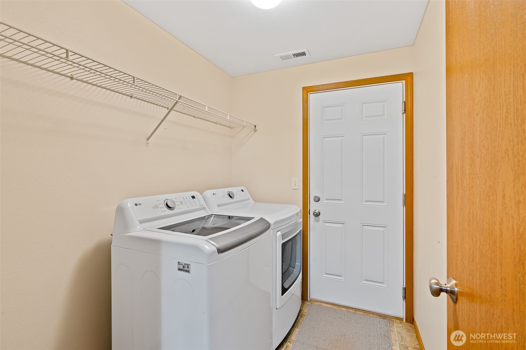 3320 Wilson Creek Road Property Photo 14