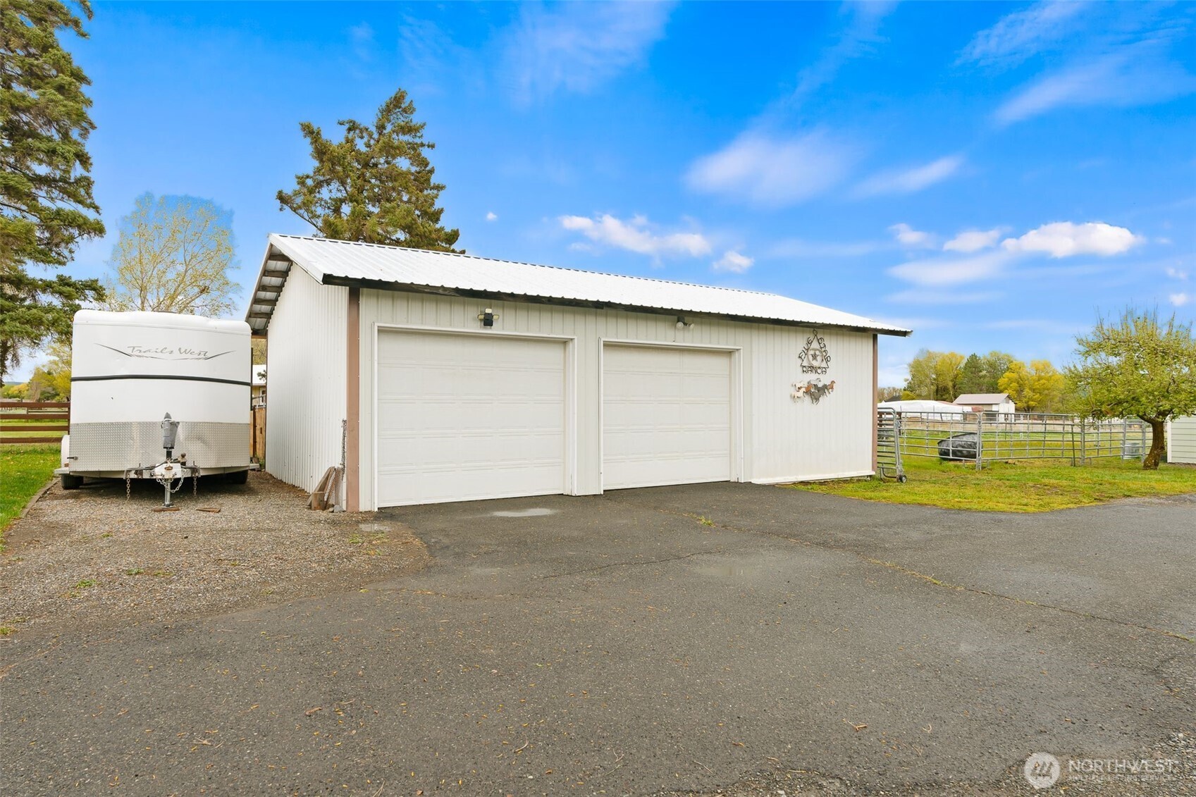 3320 Wilson Creek Road Property Photo 17