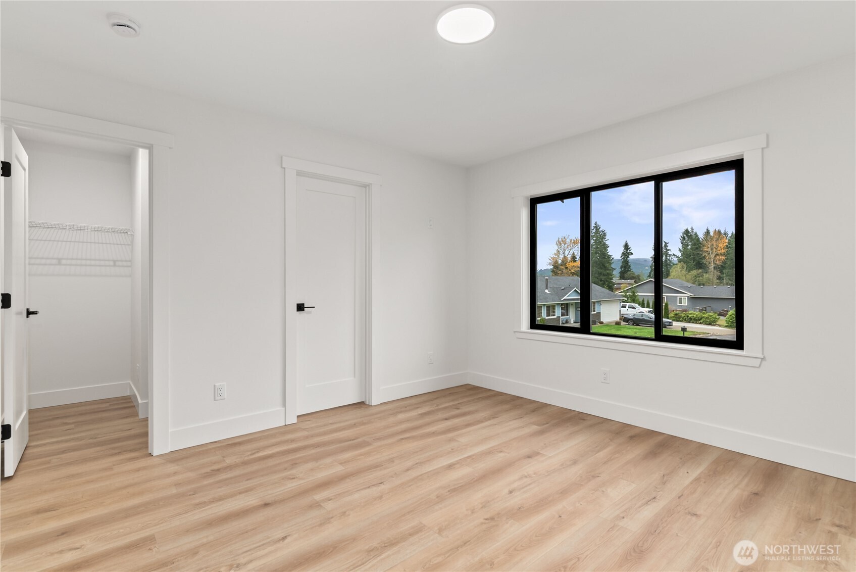 15809 239th Street Property Photo 23