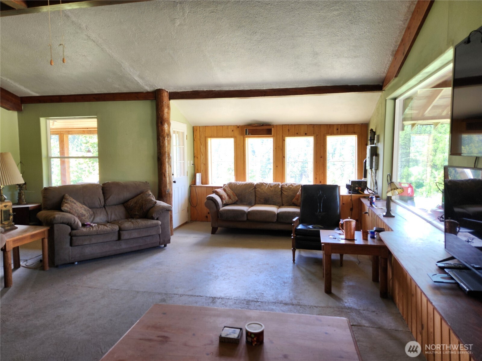 363 Sheridan Road Property Photo 4