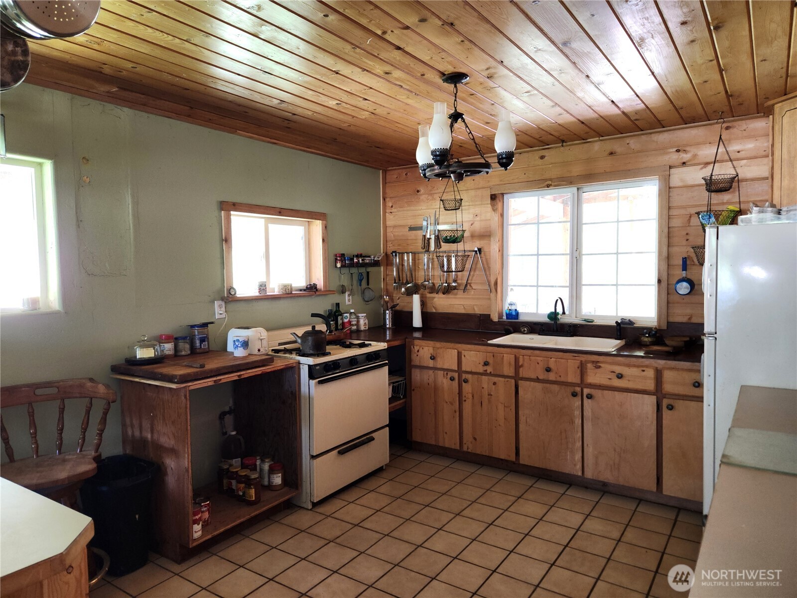 363 Sheridan Road Property Photo 7