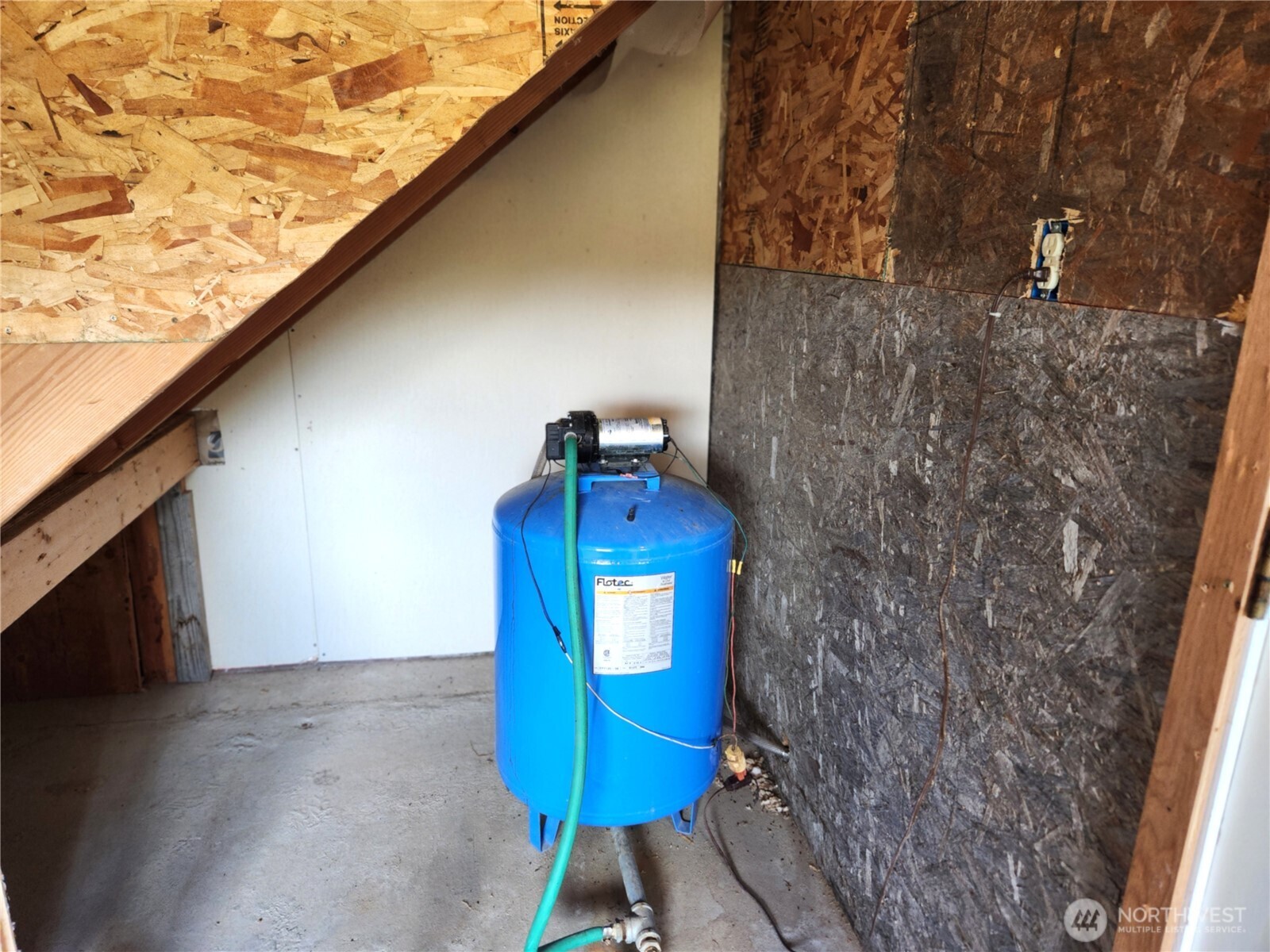 363 Sheridan Road Property Photo 28